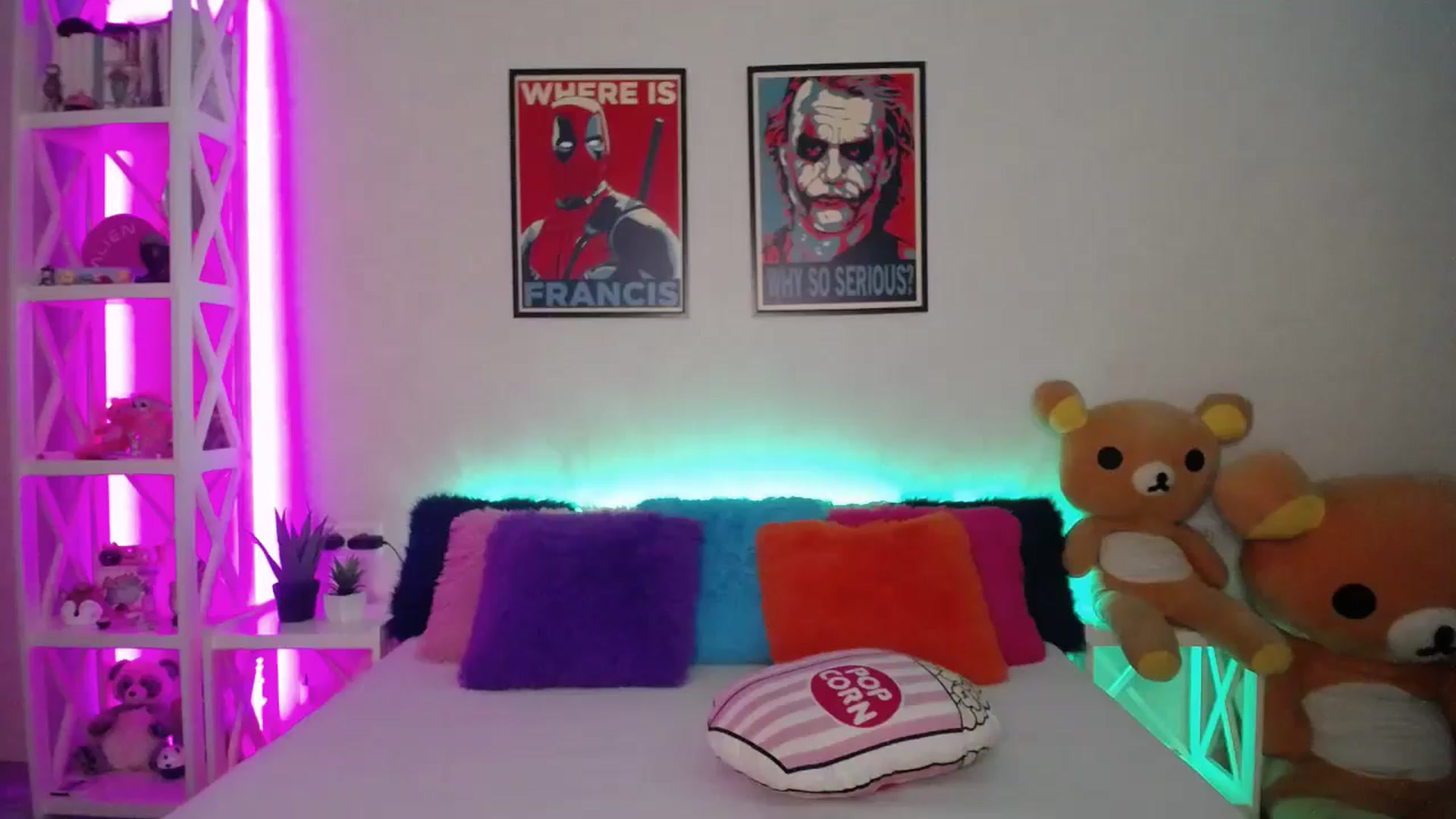 Gallery image thumbnail from HOWERGIRL's myfreecams stream on, 07/28/2024, 17:03 image 17 of 20