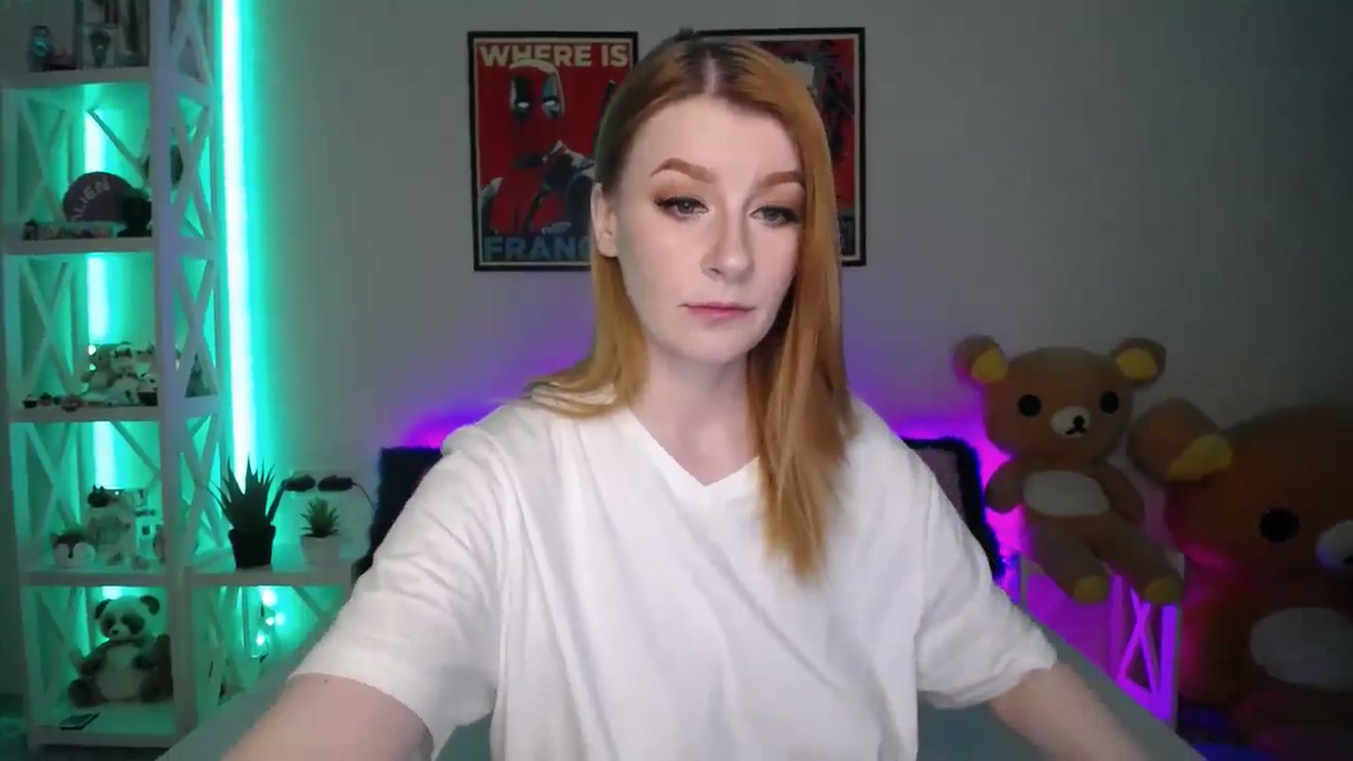 Gallery image thumbnail from HOWERGIRL's myfreecams stream on, 09/08/2024, 18:01 image 17 of 20