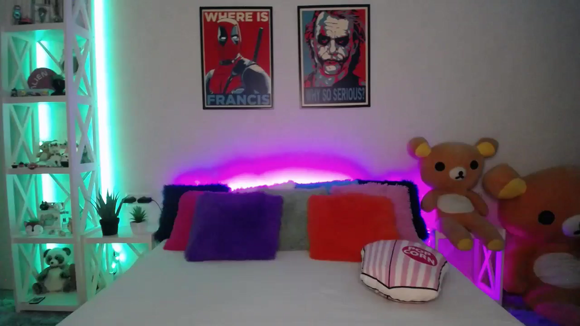 Gallery image thumbnail from HOWERGIRL's myfreecams stream on, 09/08/2024, 18:01 image 10 of 20