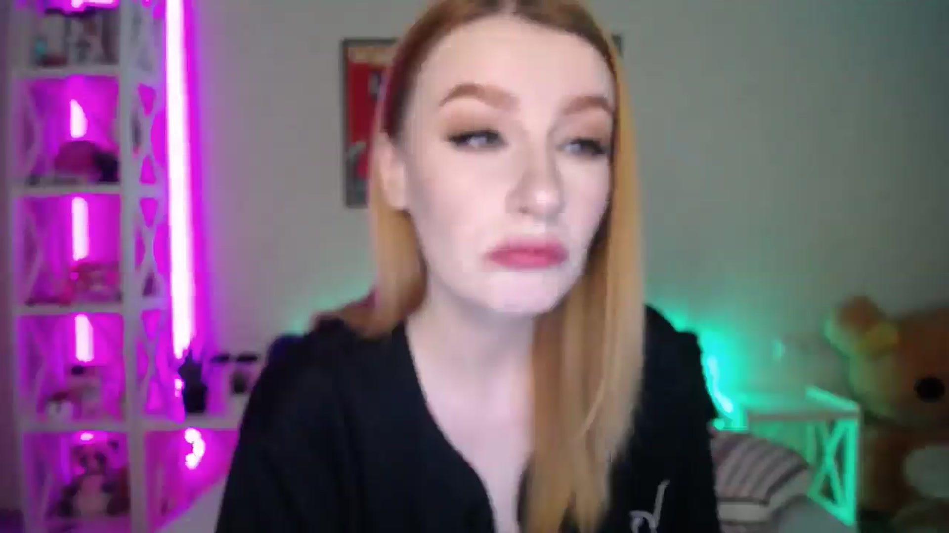 Gallery image thumbnail from HOWERGIRL's myfreecams stream on, 09/10/2024, 17:18 image 9 of 20