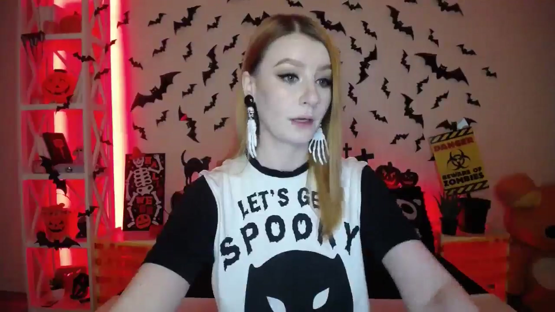 Gallery image thumbnail from HOWERGIRL's myfreecams stream on, 10/04/2024, 18:33 image 2 of 20
