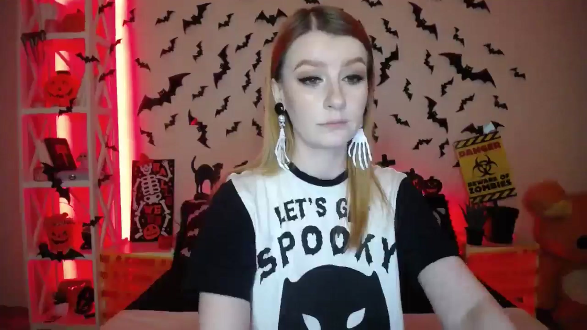 Gallery image thumbnail from HOWERGIRL's myfreecams stream on, 10/04/2024, 18:33 image 15 of 20