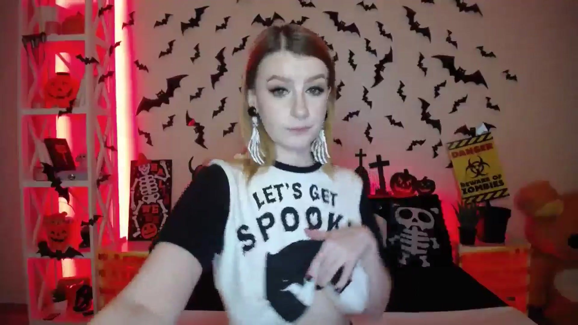 Gallery image thumbnail from HOWERGIRL's myfreecams stream on, 10/04/2024, 18:33 image 11 of 20