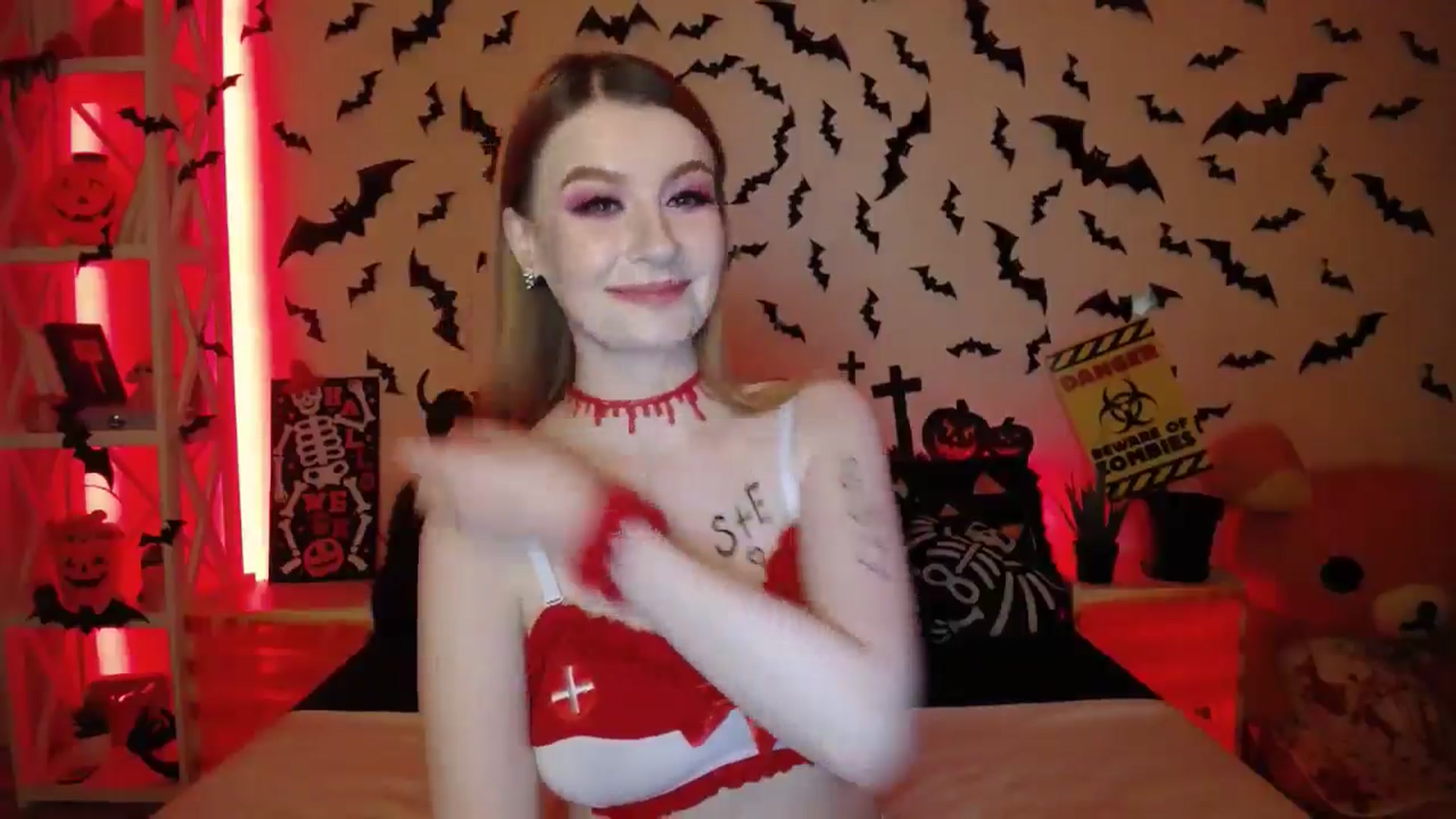 Gallery image thumbnail from HOWERGIRL's myfreecams stream on, 10/19/2024, 17:33 image 17 of 20