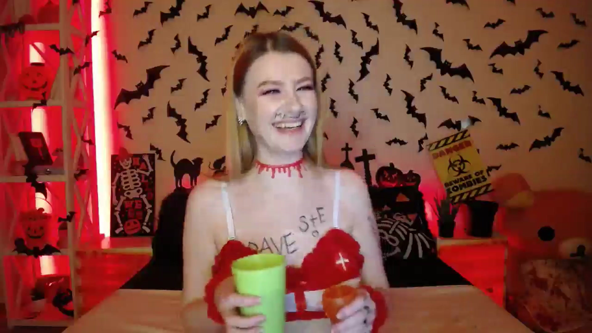 Gallery image thumbnail from HOWERGIRL's myfreecams stream on, 10/19/2024, 18:53 image 19 of 20
