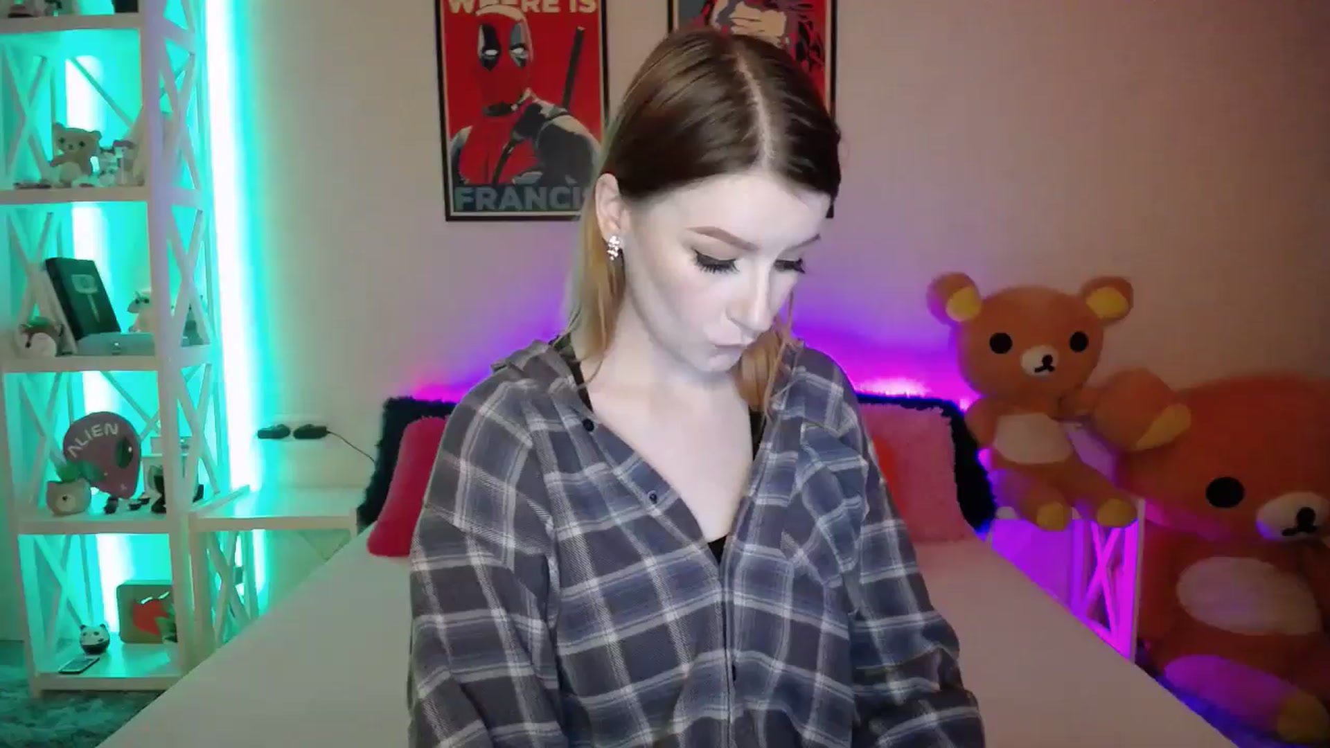 Gallery image thumbnail from HOWERGIRL's myfreecams stream on, 11/12/2024, 18:01 image 4 of 20