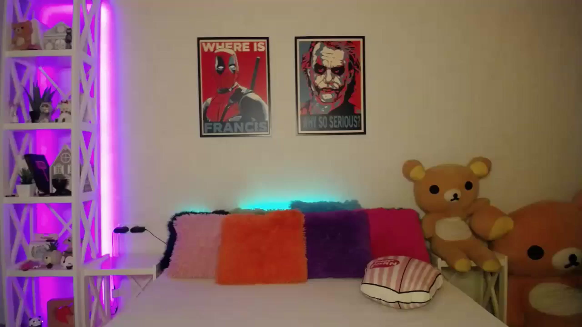 Gallery image thumbnail from HOWERGIRL's myfreecams stream on, 01/10/2025, 18:49 image 1 of 20