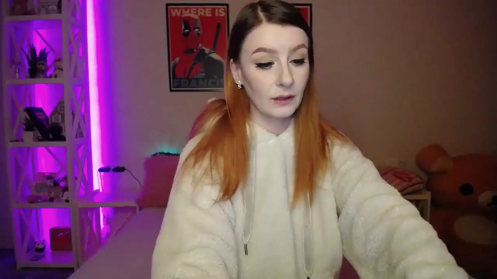 Gallery image thumbnail from HOWERGIRL's myfreecams stream on, 02/19/2025, 19:43 image 7 of 20