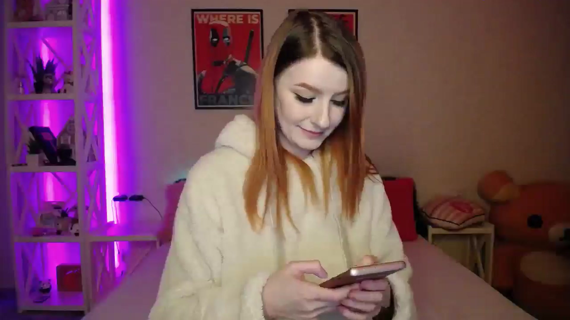Gallery image thumbnail from HOWERGIRL's myfreecams stream on, 02/19/2025, 19:43 image 13 of 20