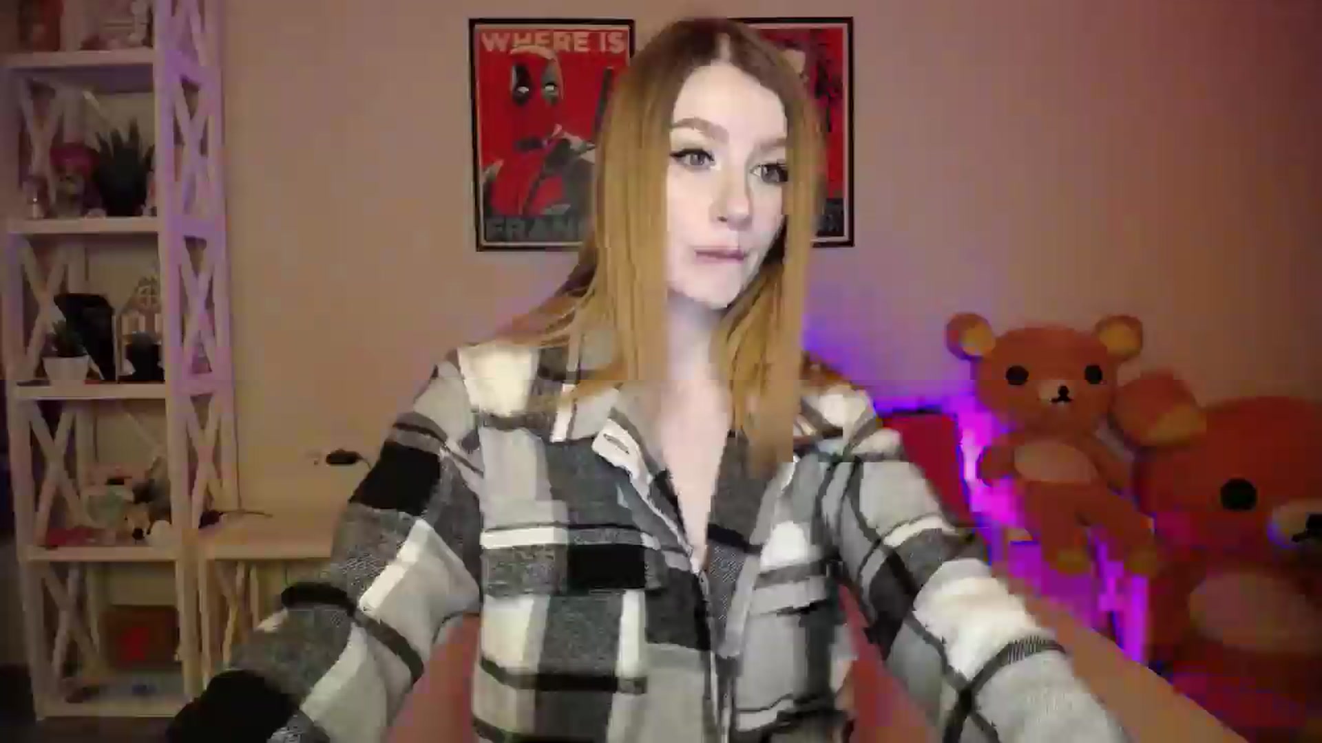 Gallery image thumbnail from HOWERGIRL's myfreecams stream on, 03/18/2025, 19:32 image 2 of 20