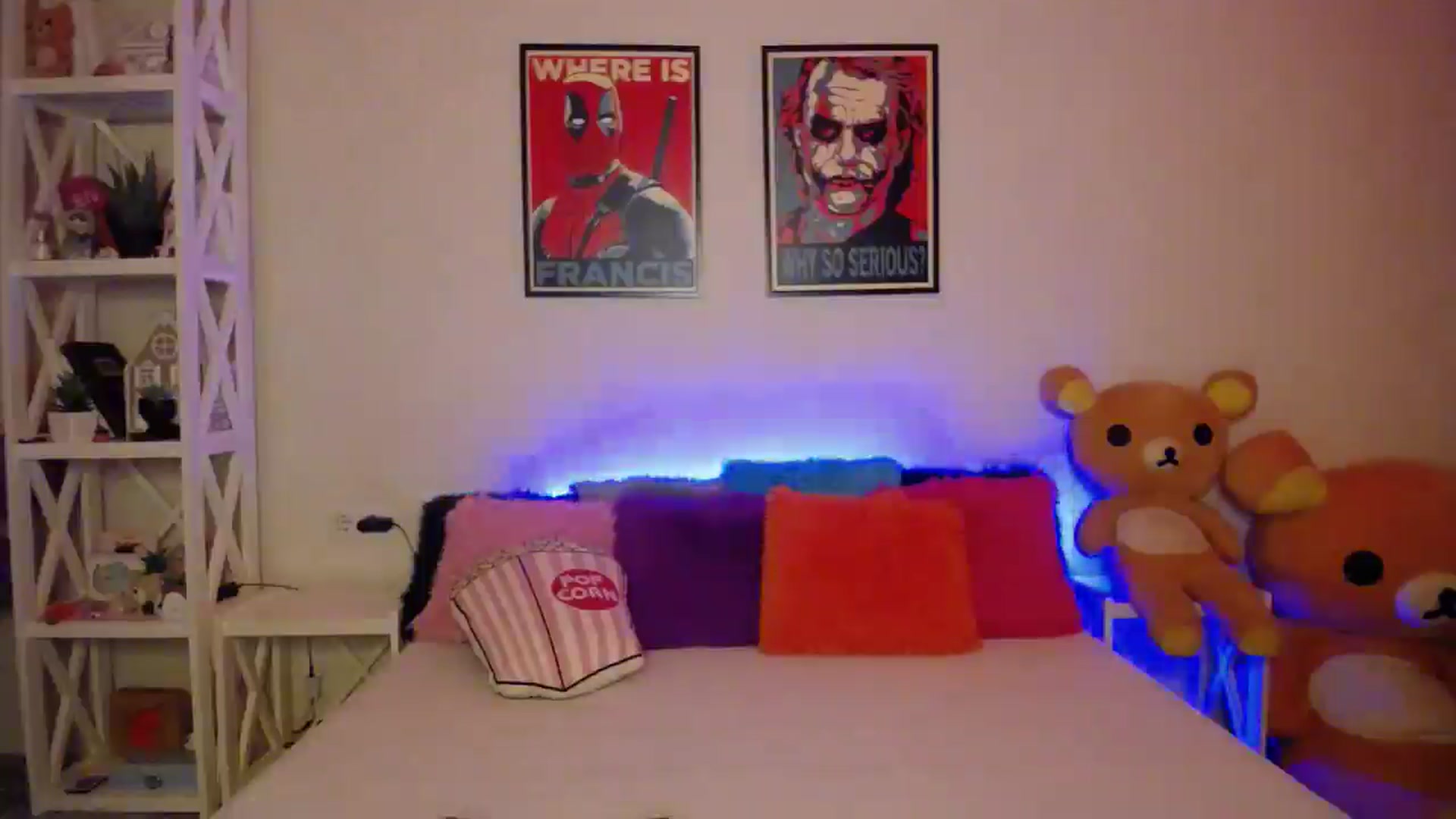 Gallery image thumbnail from HOWERGIRL's myfreecams stream on, 03/18/2025, 19:32 image 11 of 20