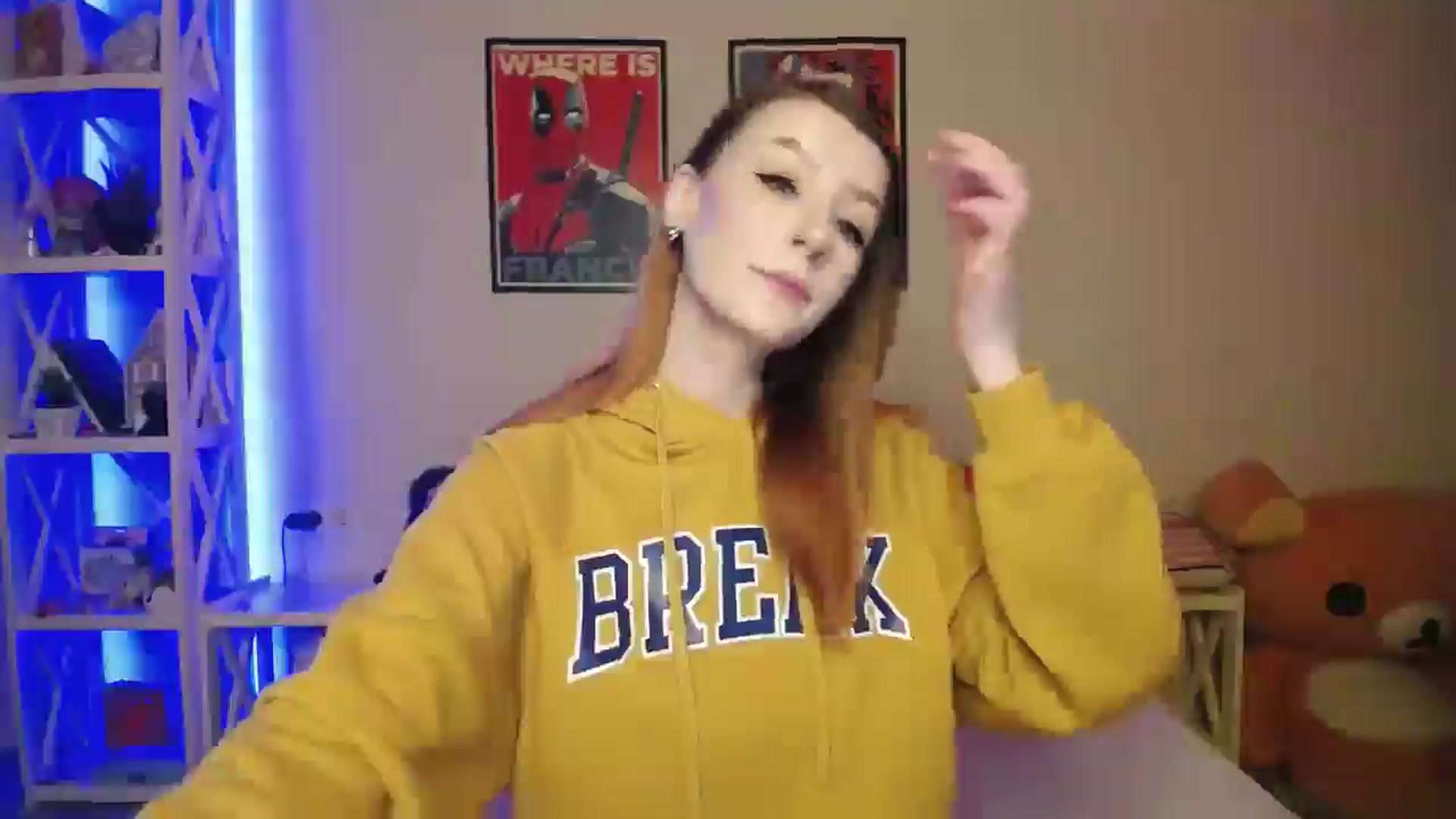 Gallery image thumbnail from HOWERGIRL's myfreecams stream on, 05/21/2025, 18:10 image 14 of 20