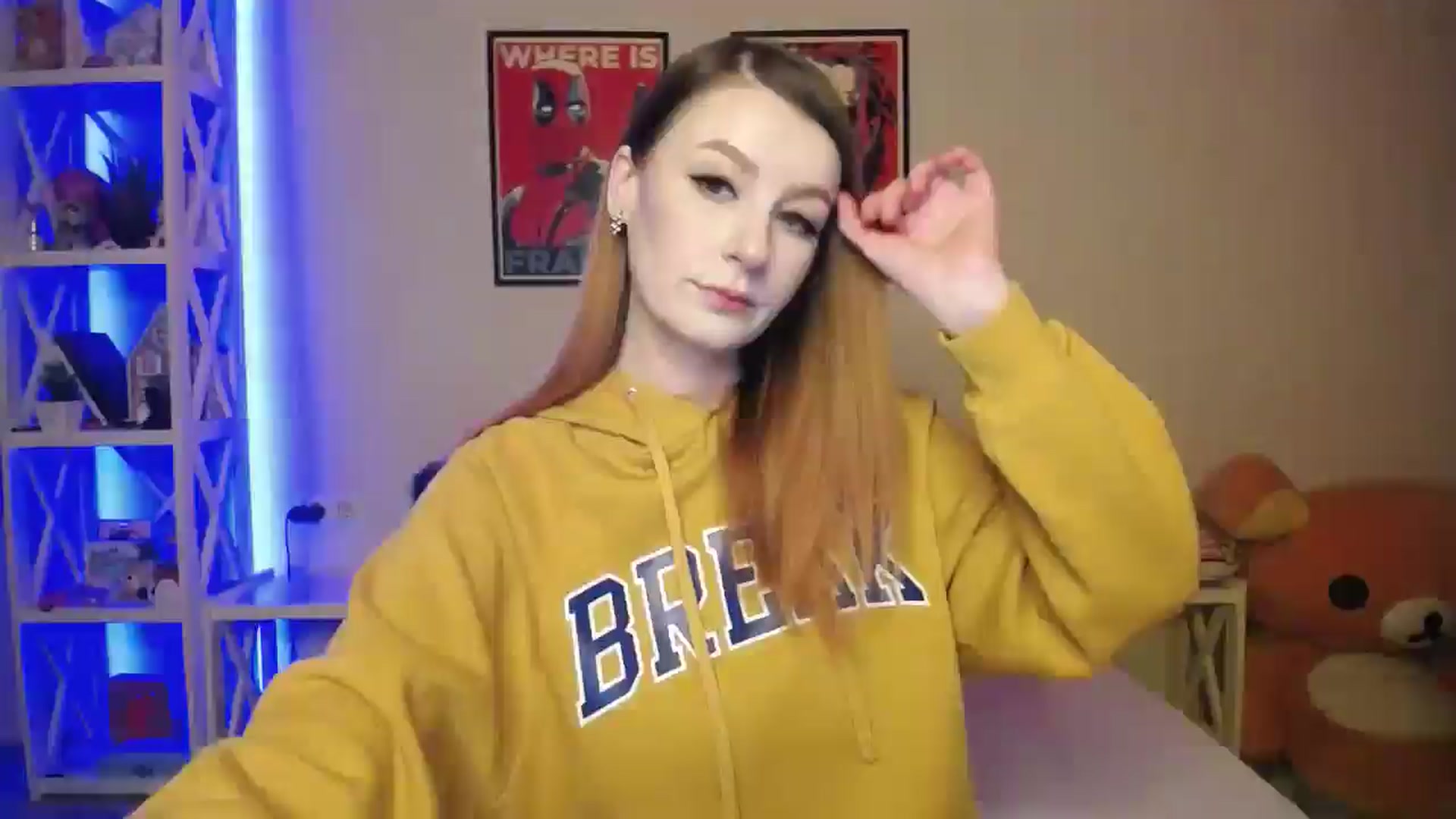 Gallery image thumbnail from HOWERGIRL's myfreecams stream on, 05/21/2025, 18:10 image 1 of 20