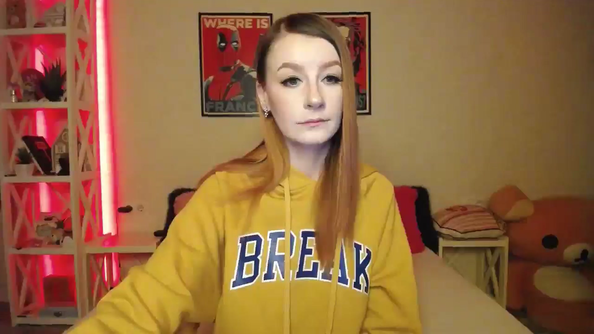 Gallery image thumbnail from HOWERGIRL's myfreecams stream on, 05/21/2025, 18:10 image 4 of 20