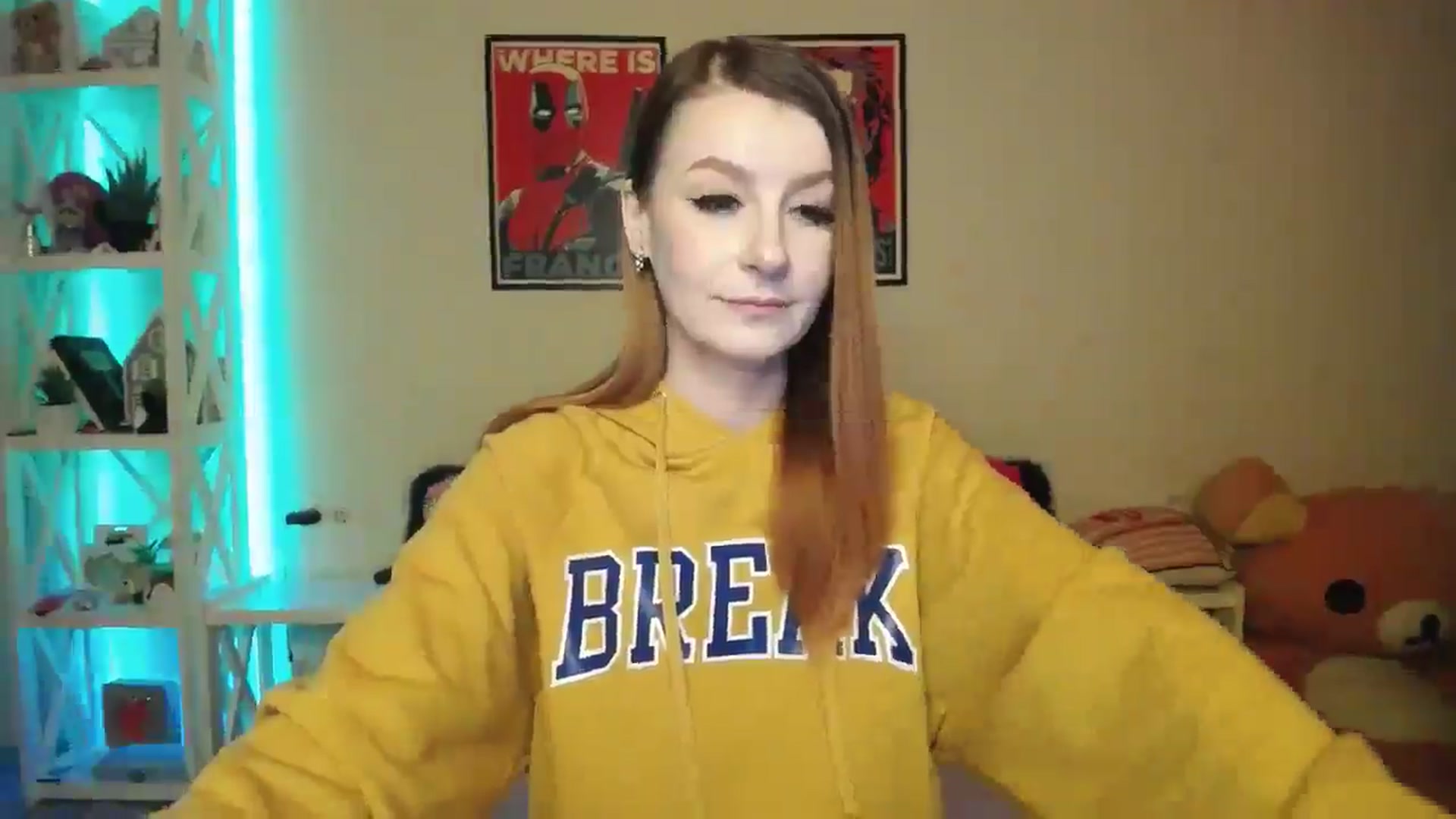 Gallery image thumbnail from HOWERGIRL's myfreecams stream on, 05/21/2025, 18:10 image 13 of 20