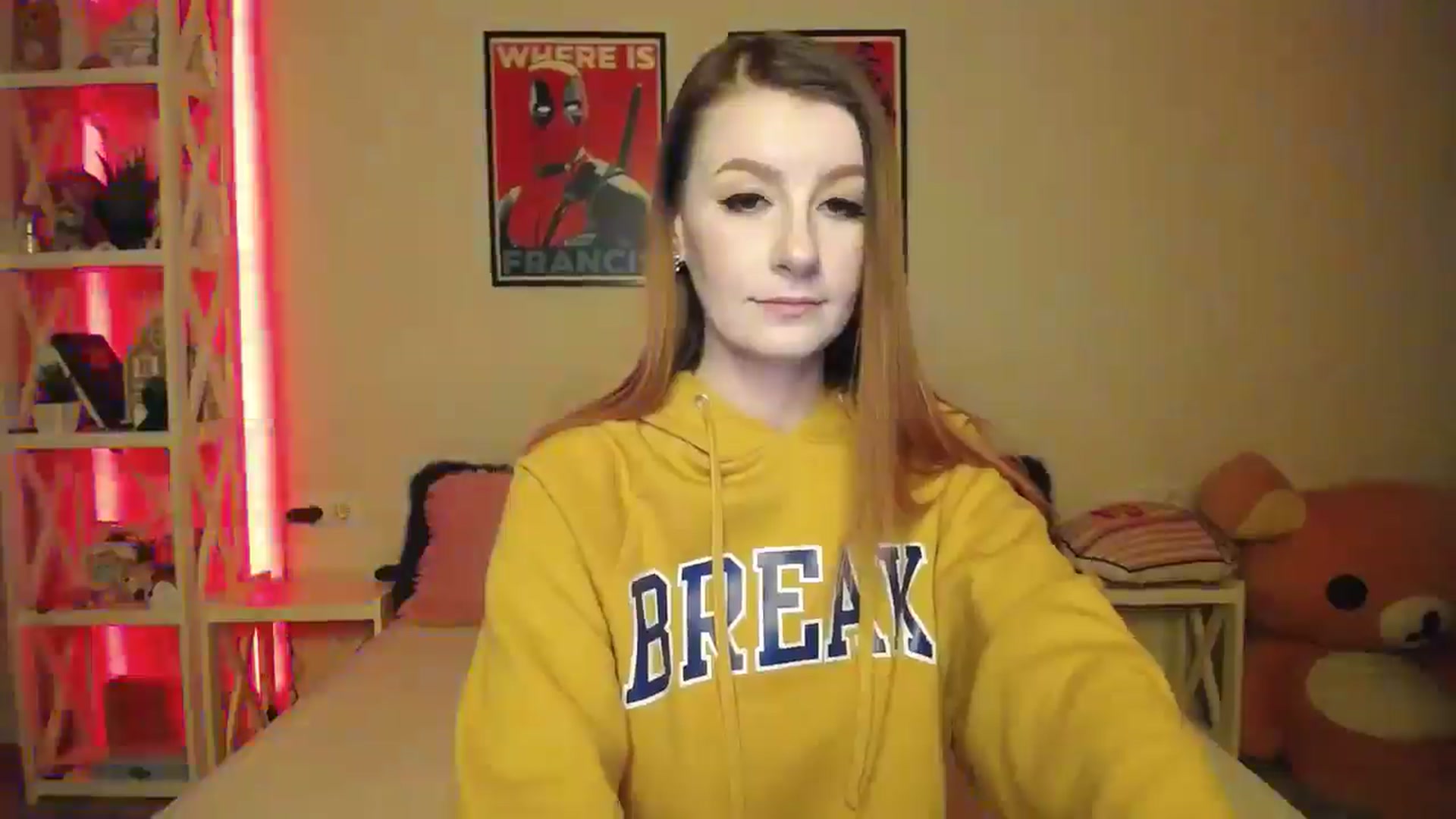 Gallery image thumbnail from HOWERGIRL's myfreecams stream on, 05/21/2025, 18:10 image 16 of 20