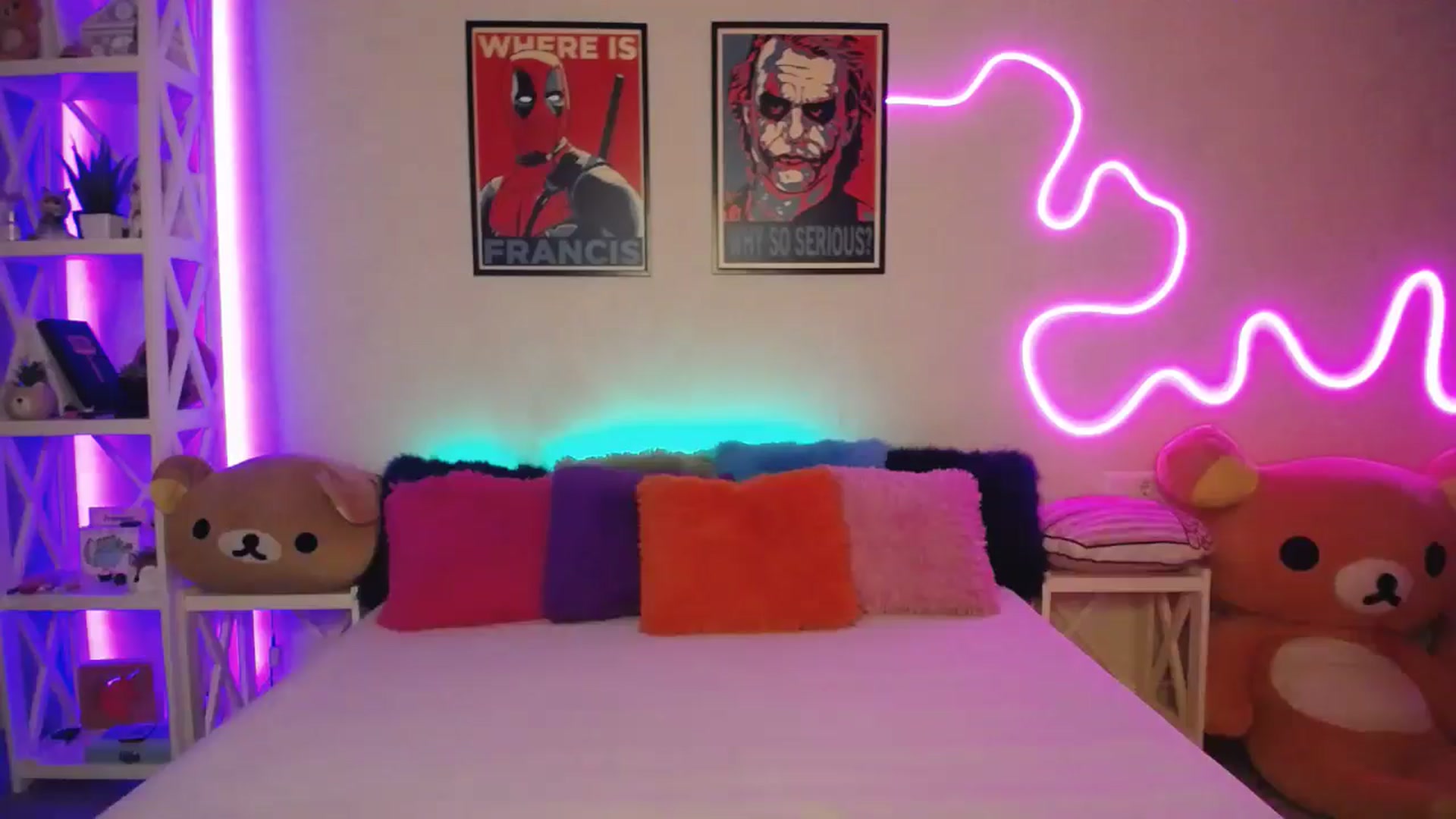 Gallery image thumbnail from HOWERGIRL's myfreecams stream on, 06/21/2025, 18:26 image 12 of 20
