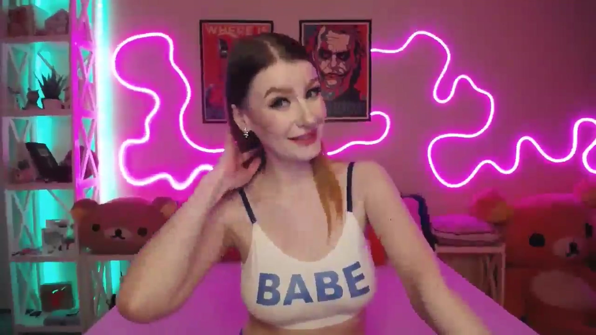 Gallery image thumbnail from HOWERGIRL's myfreecams stream on, 07/04/2025, 18:18 image 13 of 20