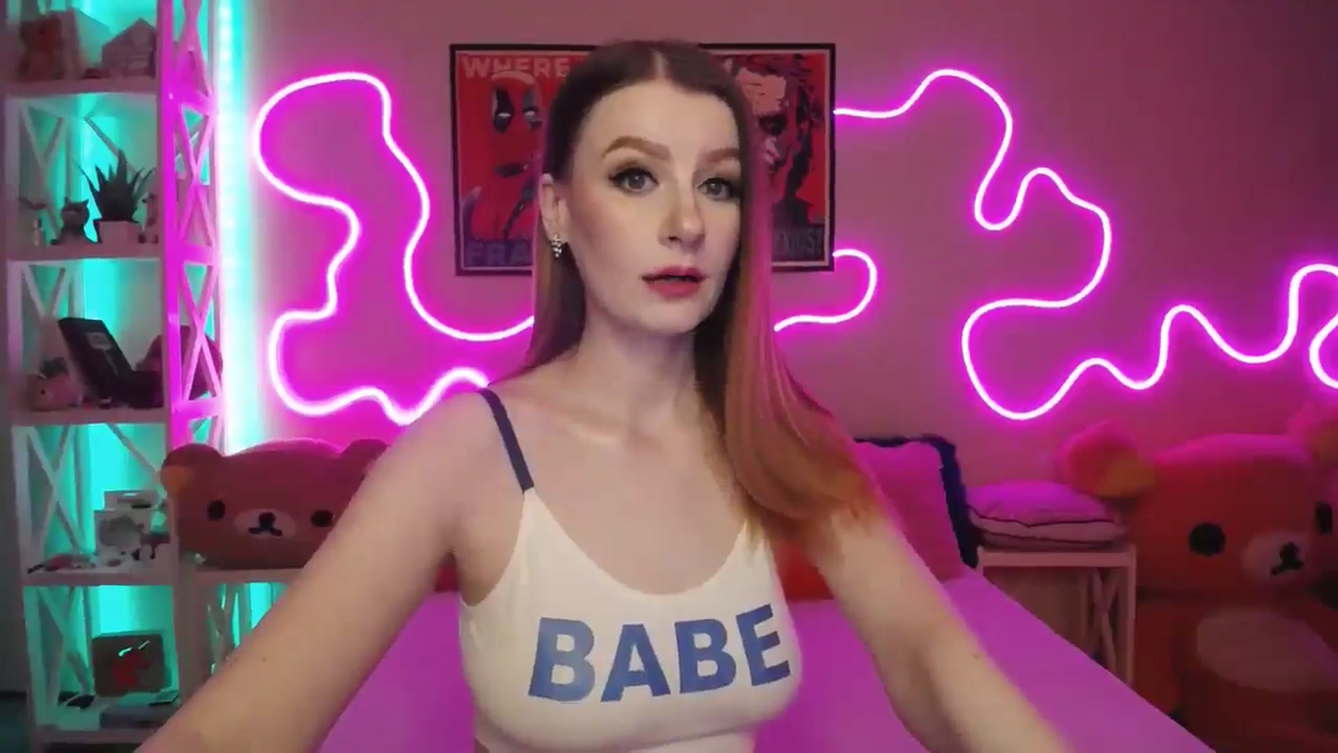 Gallery image thumbnail from HOWERGIRL's myfreecams stream on, 07/04/2025, 18:18 image 17 of 20