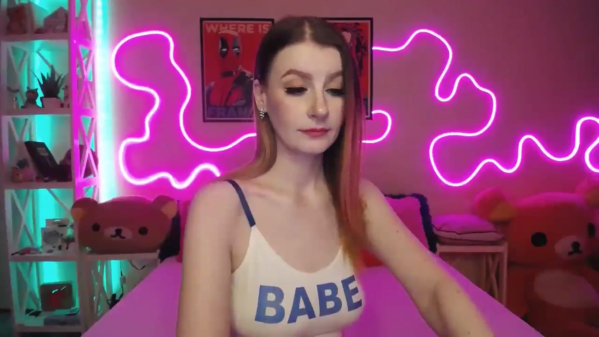 Gallery image thumbnail from HOWERGIRL's myfreecams stream on, 07/04/2025, 18:18 image 18 of 20