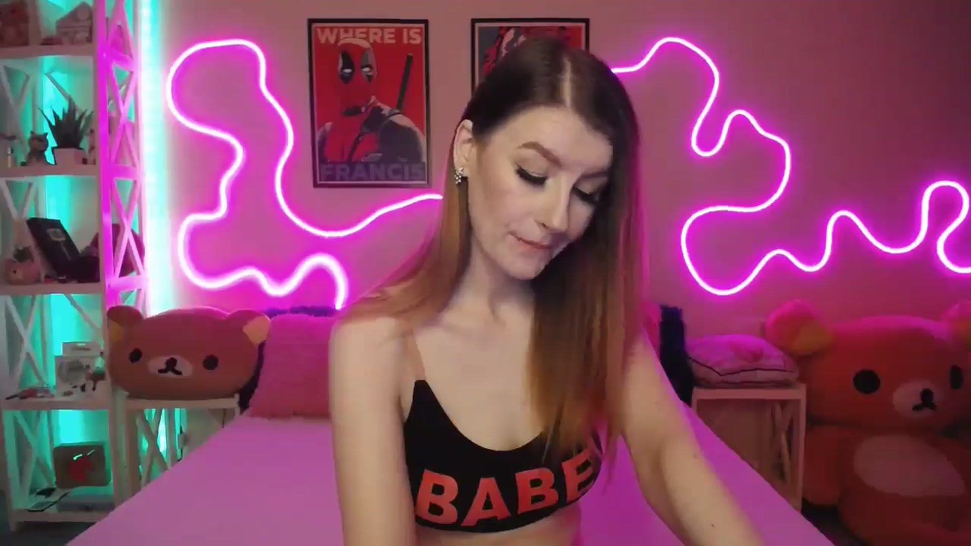 Gallery image thumbnail from HOWERGIRL's myfreecams stream on, 07/18/2025, 18:21 image 4 of 20