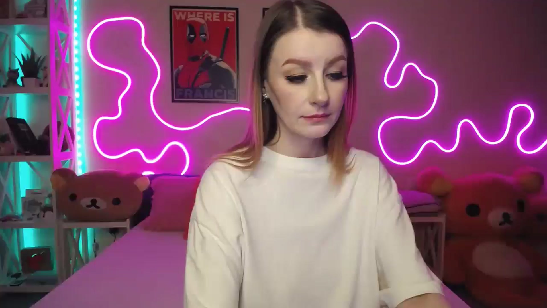 Gallery image thumbnail from HOWERGIRL's myfreecams stream on, 07/22/2025, 19:00 image 17 of 20