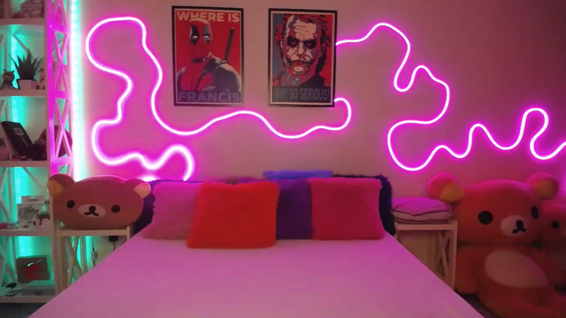 Gallery image thumbnail from HOWERGIRL's myfreecams stream on, 07/22/2025, 19:00 image 8 of 20