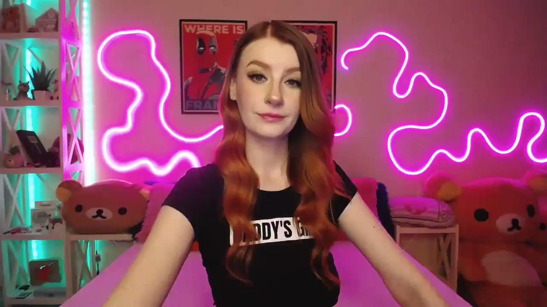 Gallery image thumbnail from HOWERGIRL's myfreecams stream on, 07/25/2025, 18:14 image 7 of 20