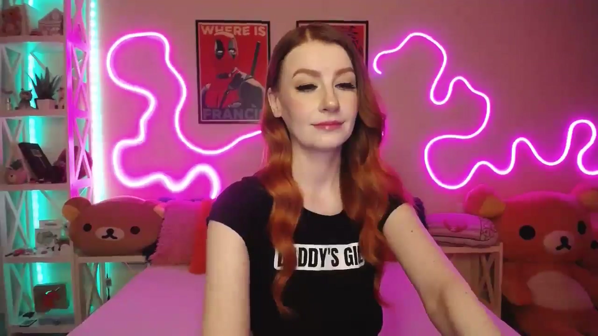 Gallery image thumbnail from HOWERGIRL's myfreecams stream on, 07/25/2025, 18:14 image 11 of 20