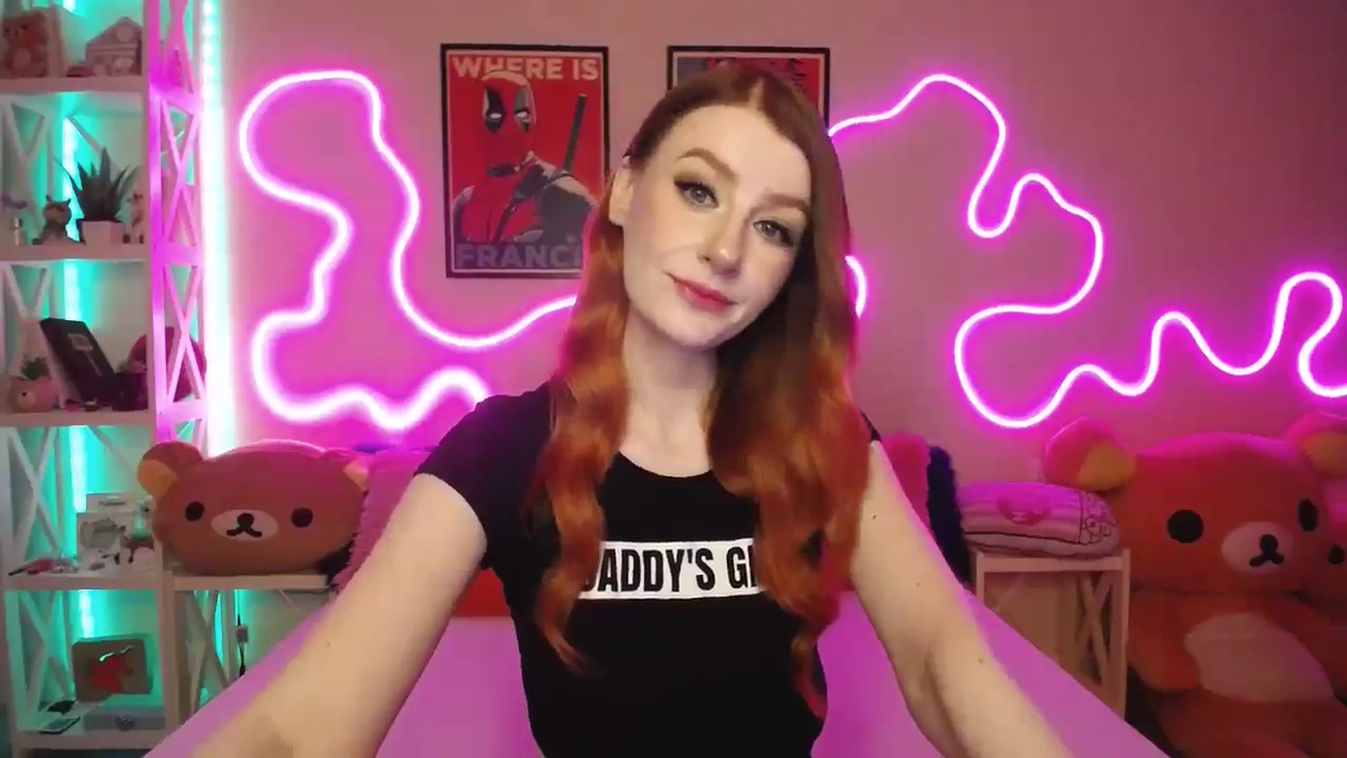 Gallery image thumbnail from HOWERGIRL's myfreecams stream on, 07/25/2025, 18:14 image 4 of 20