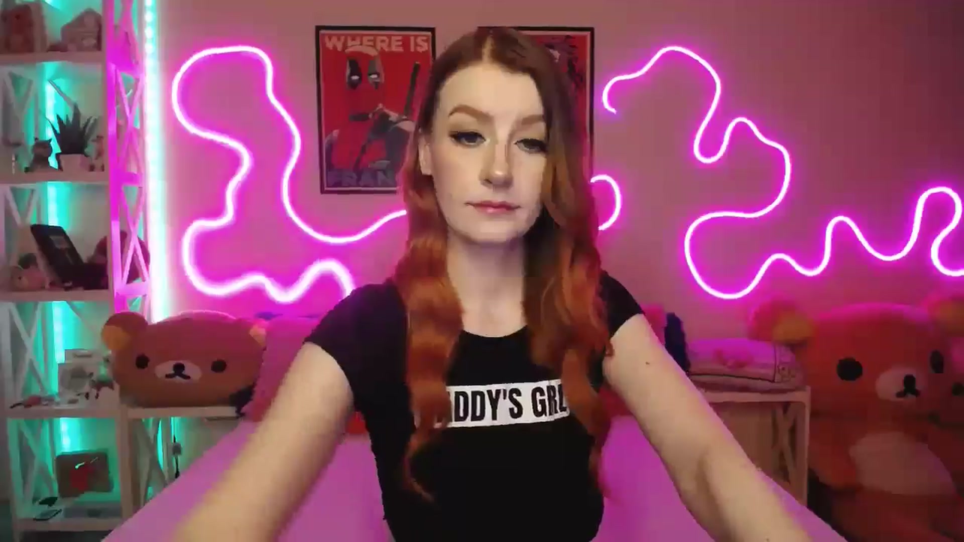 Gallery image thumbnail from HOWERGIRL's myfreecams stream on, 07/25/2025, 18:14 image 19 of 20