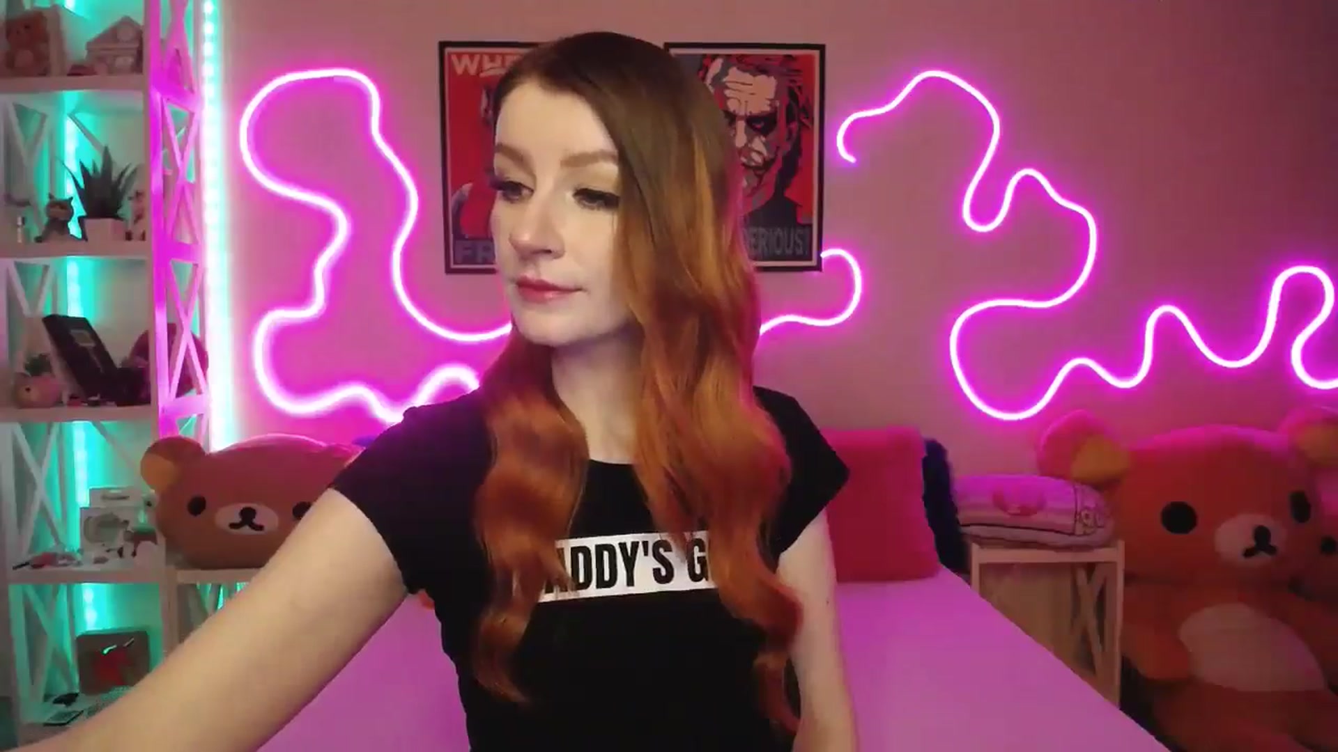 Gallery image thumbnail from HOWERGIRL's myfreecams stream on, 07/25/2025, 20:23 image 7 of 20