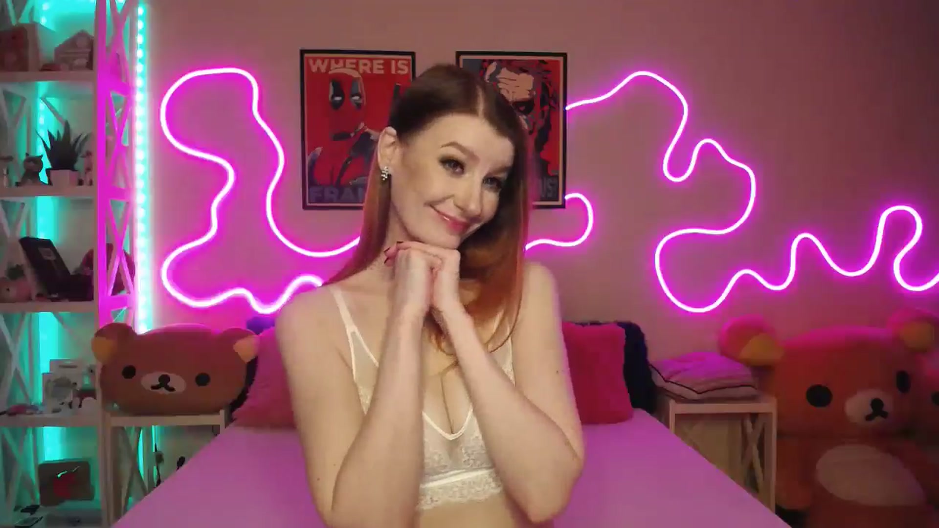 Gallery image thumbnail from HOWERGIRL's myfreecams stream on, 07/29/2025, 19:32 image 13 of 20