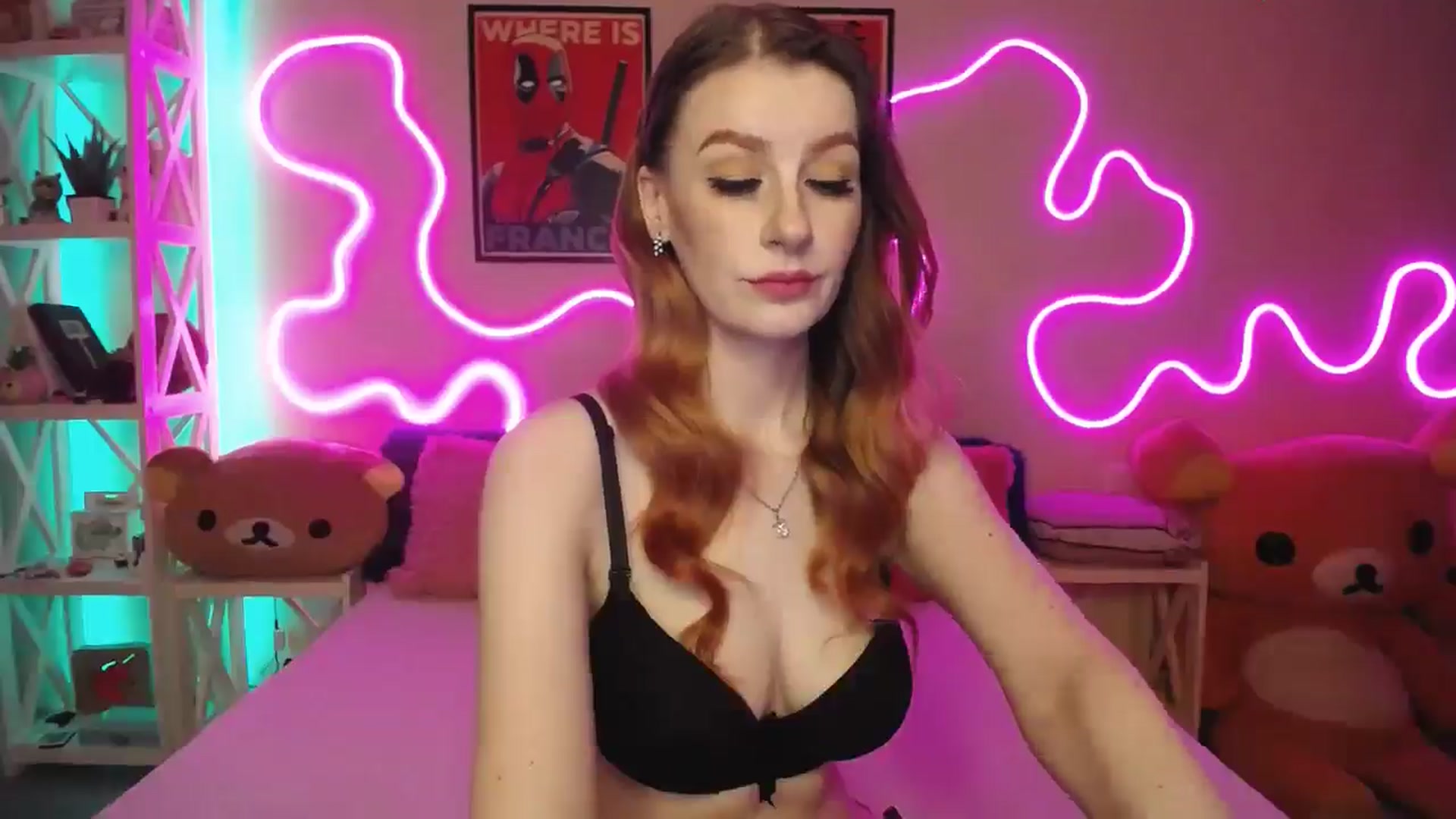 Gallery image thumbnail from HOWERGIRL's myfreecams stream on, 08/14/2025, 19:33 image 14 of 20