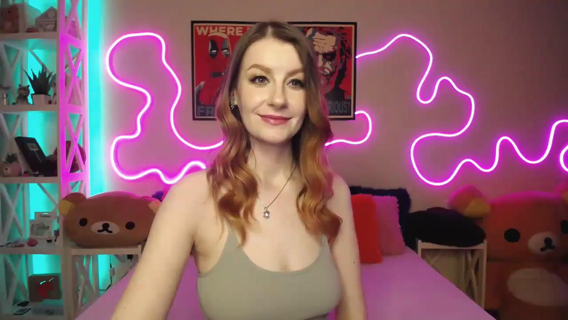 Gallery image thumbnail from HOWERGIRL's myfreecams stream on, 08/18/2025, 20:31 image 15 of 20