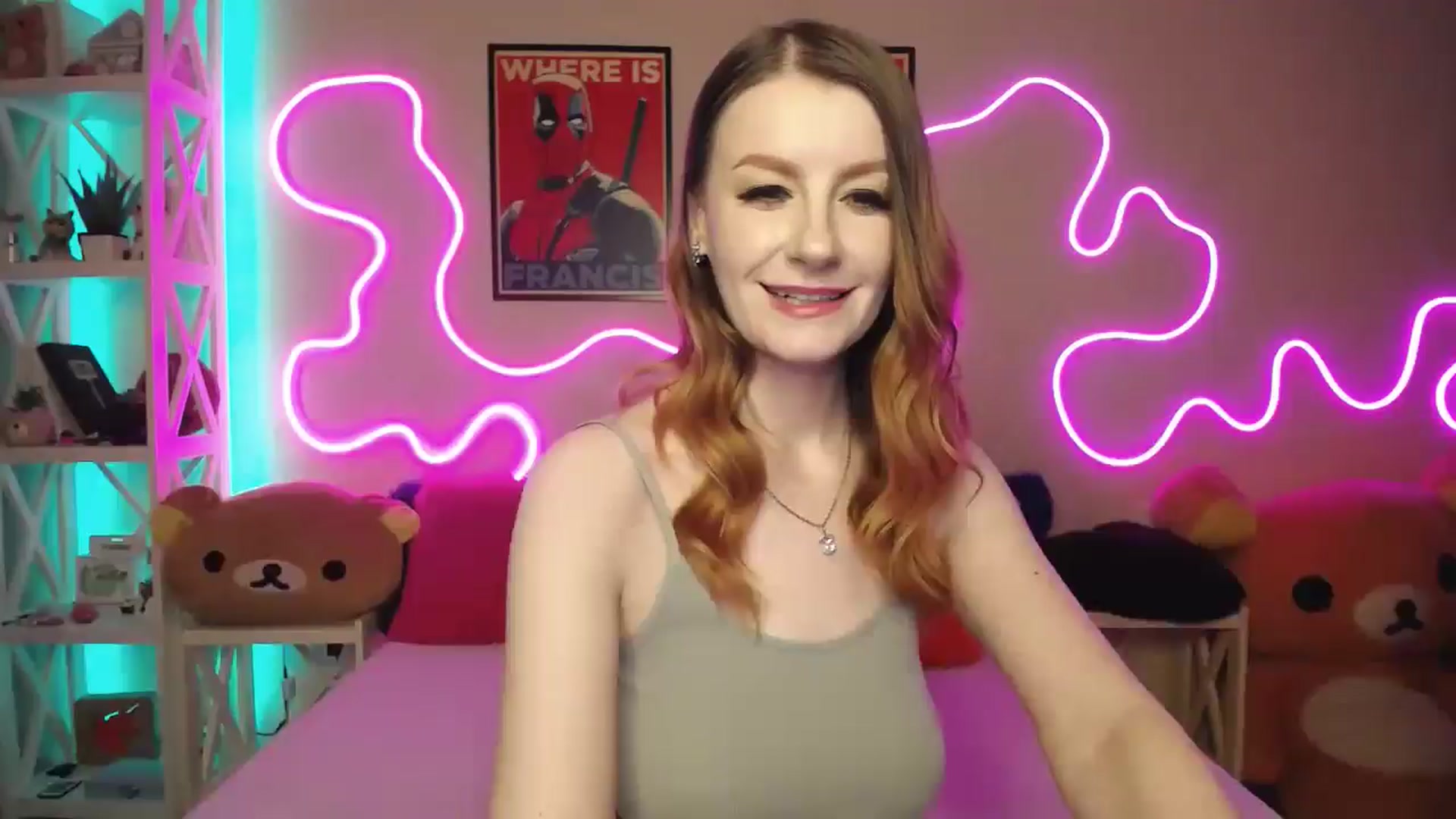 Gallery image thumbnail from HOWERGIRL's myfreecams stream on, 08/18/2025, 20:31 image 12 of 20