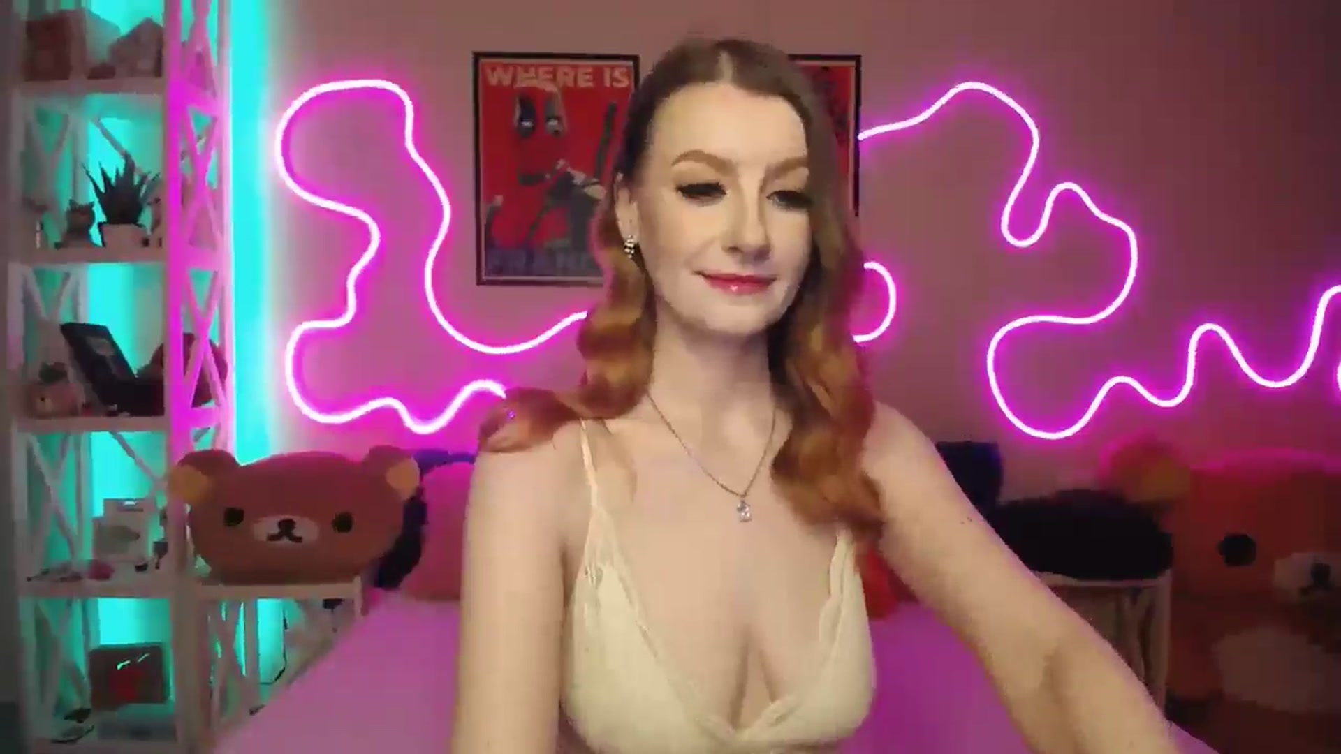 Gallery image thumbnail from HOWERGIRL's myfreecams stream on, 08/25/2025, 18:37 image 3 of 20