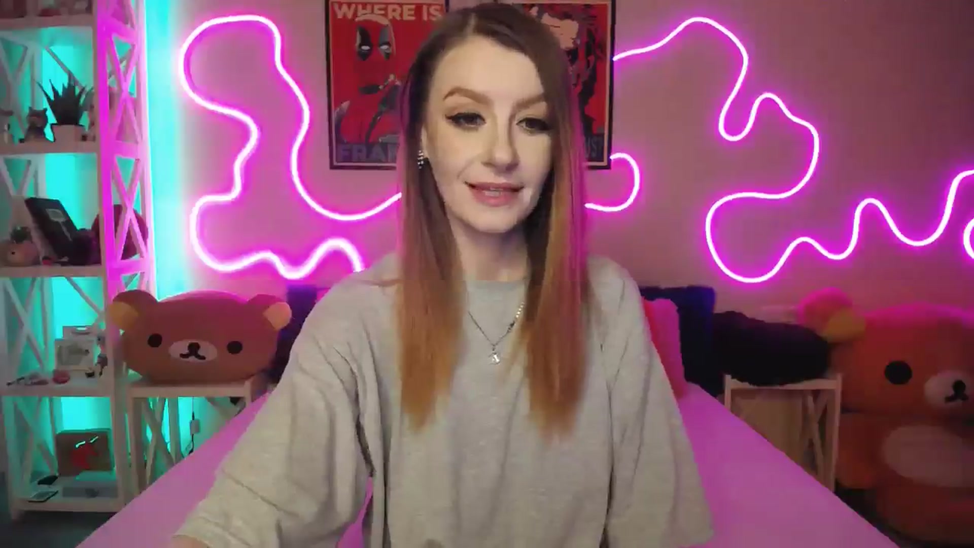 Gallery image thumbnail from HOWERGIRL's myfreecams stream on, 08/29/2025, 18:18 image 16 of 20