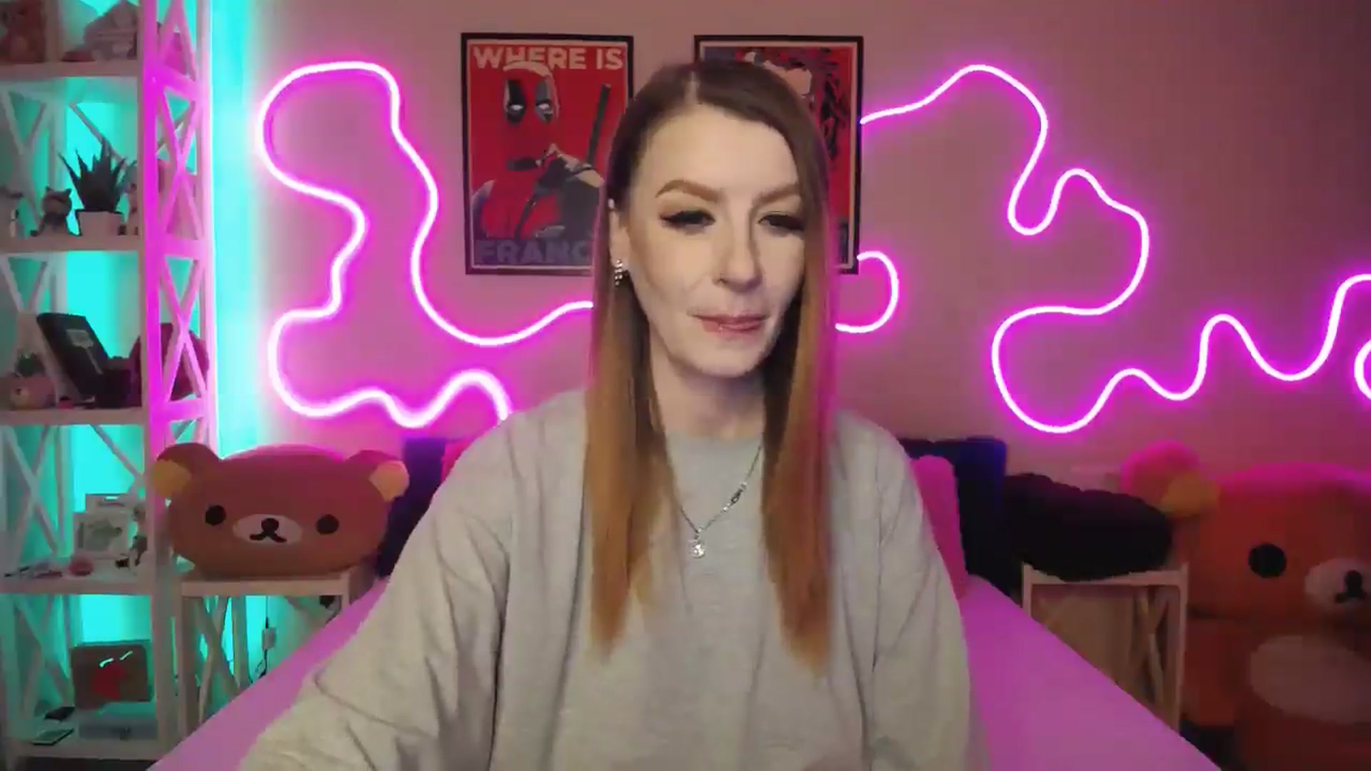 Gallery image thumbnail from HOWERGIRL's myfreecams stream on, 08/29/2025, 18:18 image 17 of 20