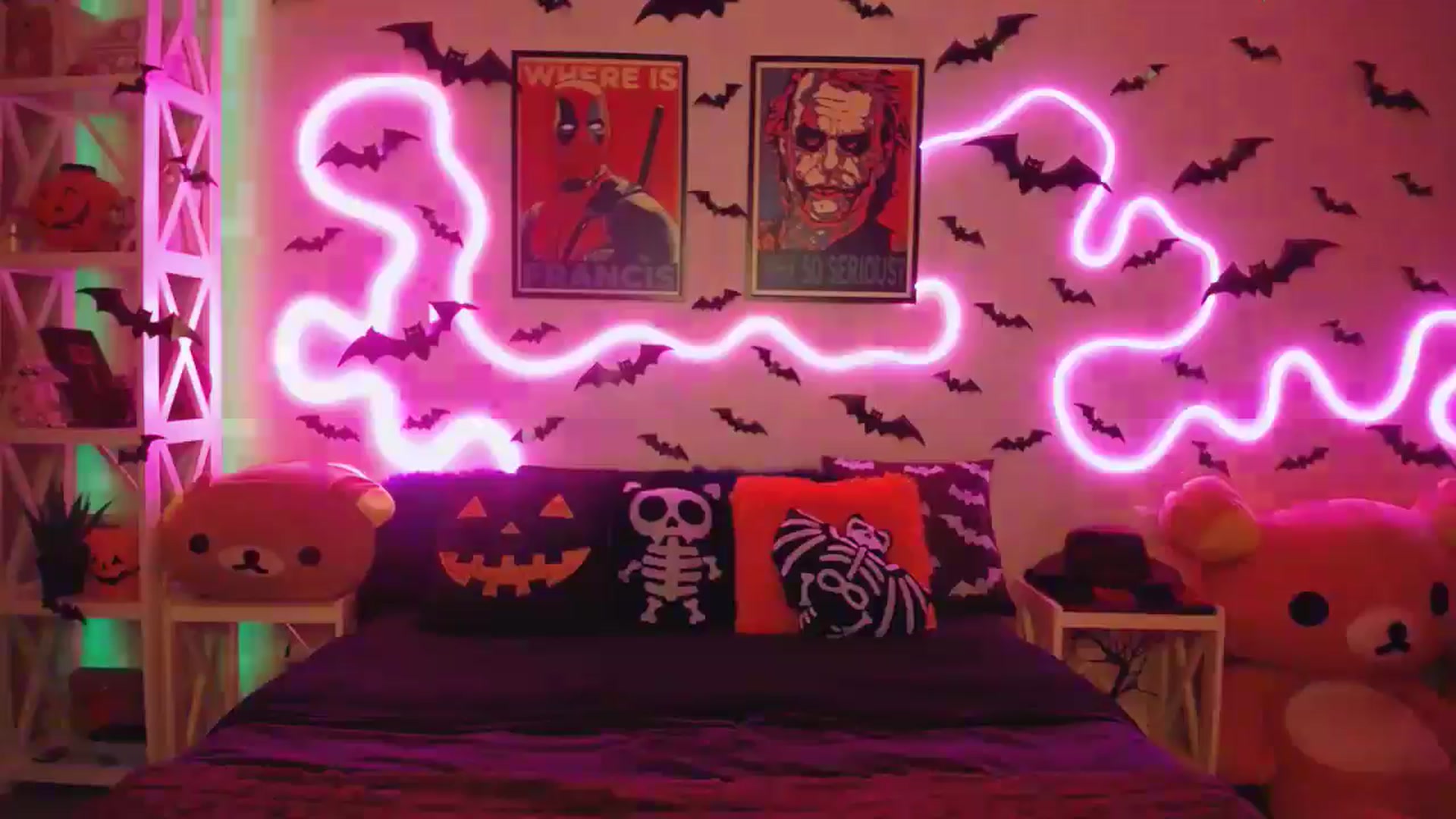 Gallery image thumbnail from HOWERGIRL's myfreecams stream on, 10/17/2025, 16:31 image 8 of 20