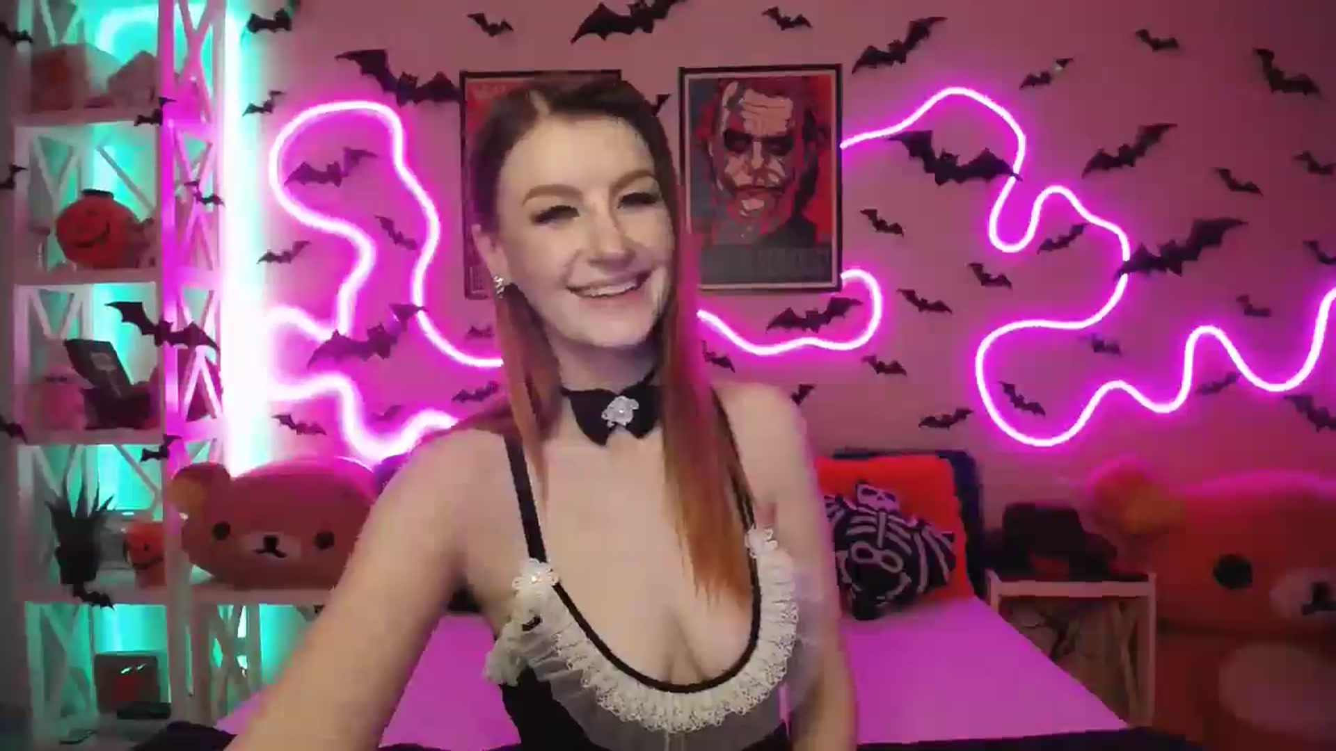 Gallery image thumbnail from HOWERGIRL's myfreecams stream on, 10/23/2025, 18:42 image 11 of 20