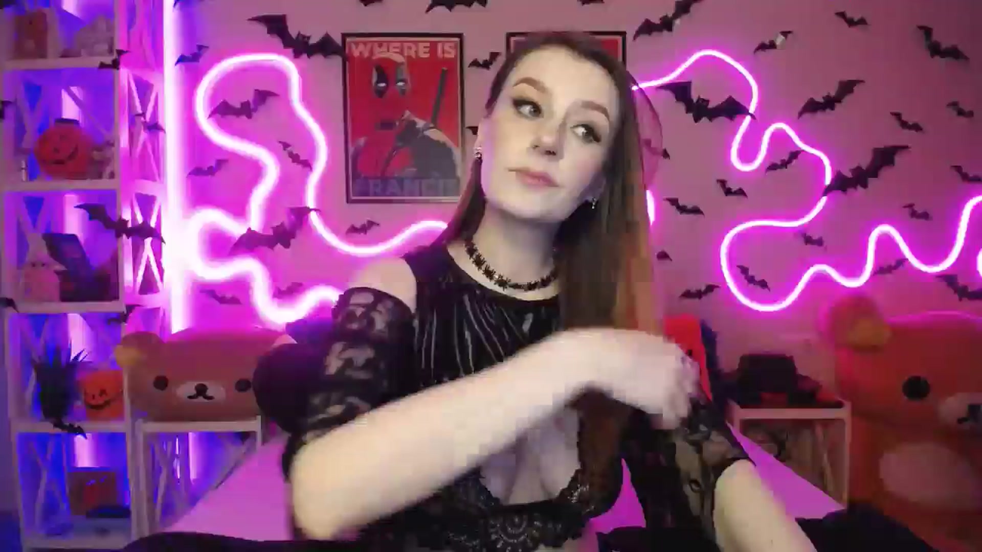 Gallery image thumbnail from HOWERGIRL's myfreecams stream on, 10/25/2025, 19:56 image 12 of 20