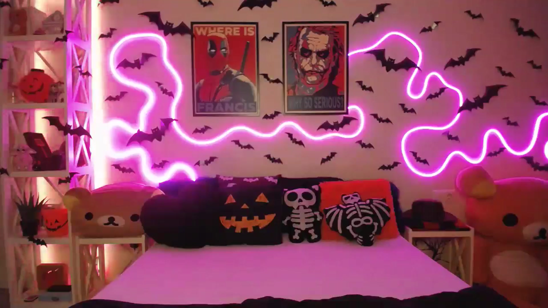 Gallery image thumbnail from HOWERGIRL's myfreecams stream on, 10/25/2025, 19:56 image 16 of 20