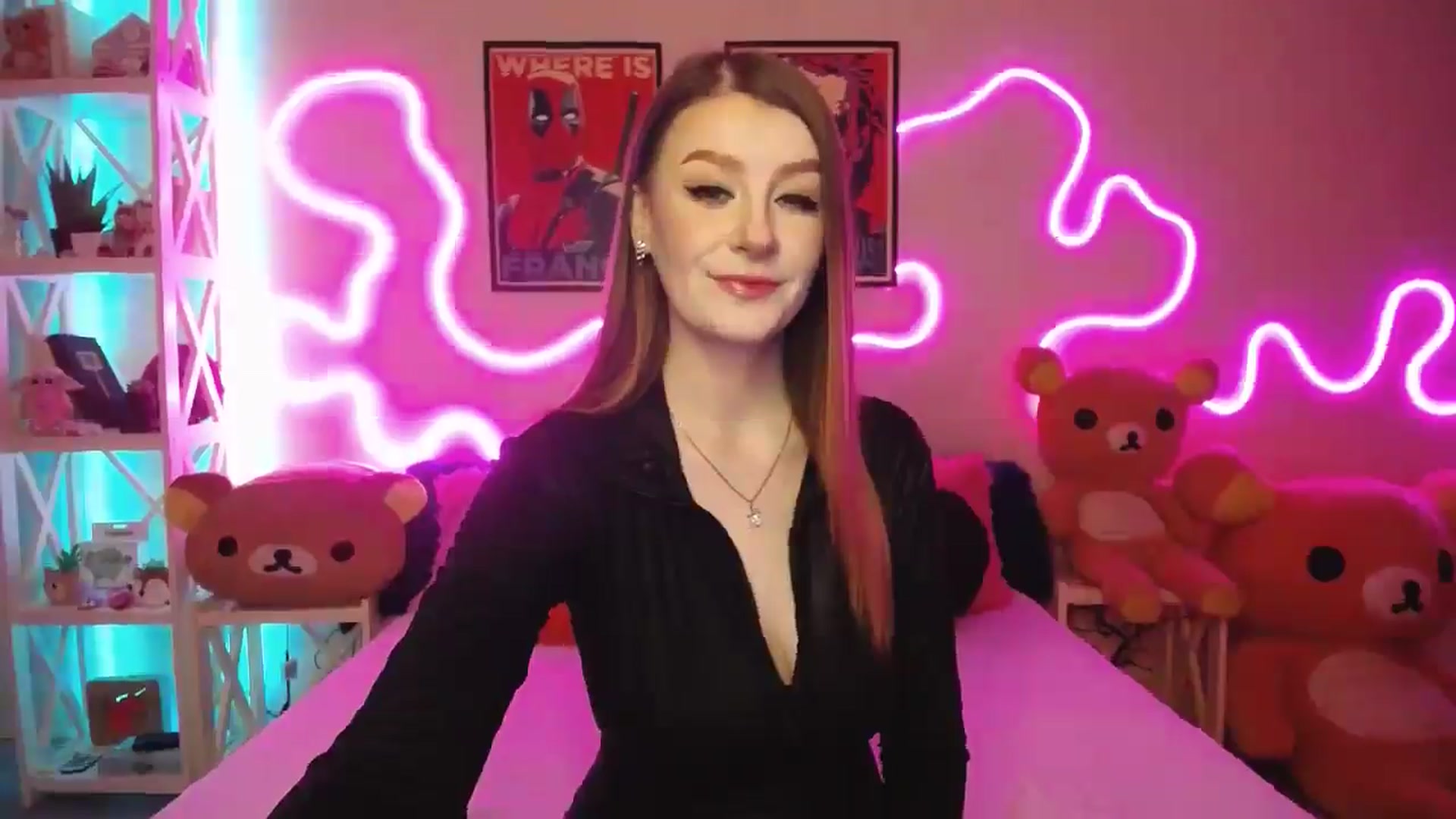 Gallery image thumbnail from HOWERGIRL's myfreecams stream on, 11/09/2025, 18:12 image 4 of 20