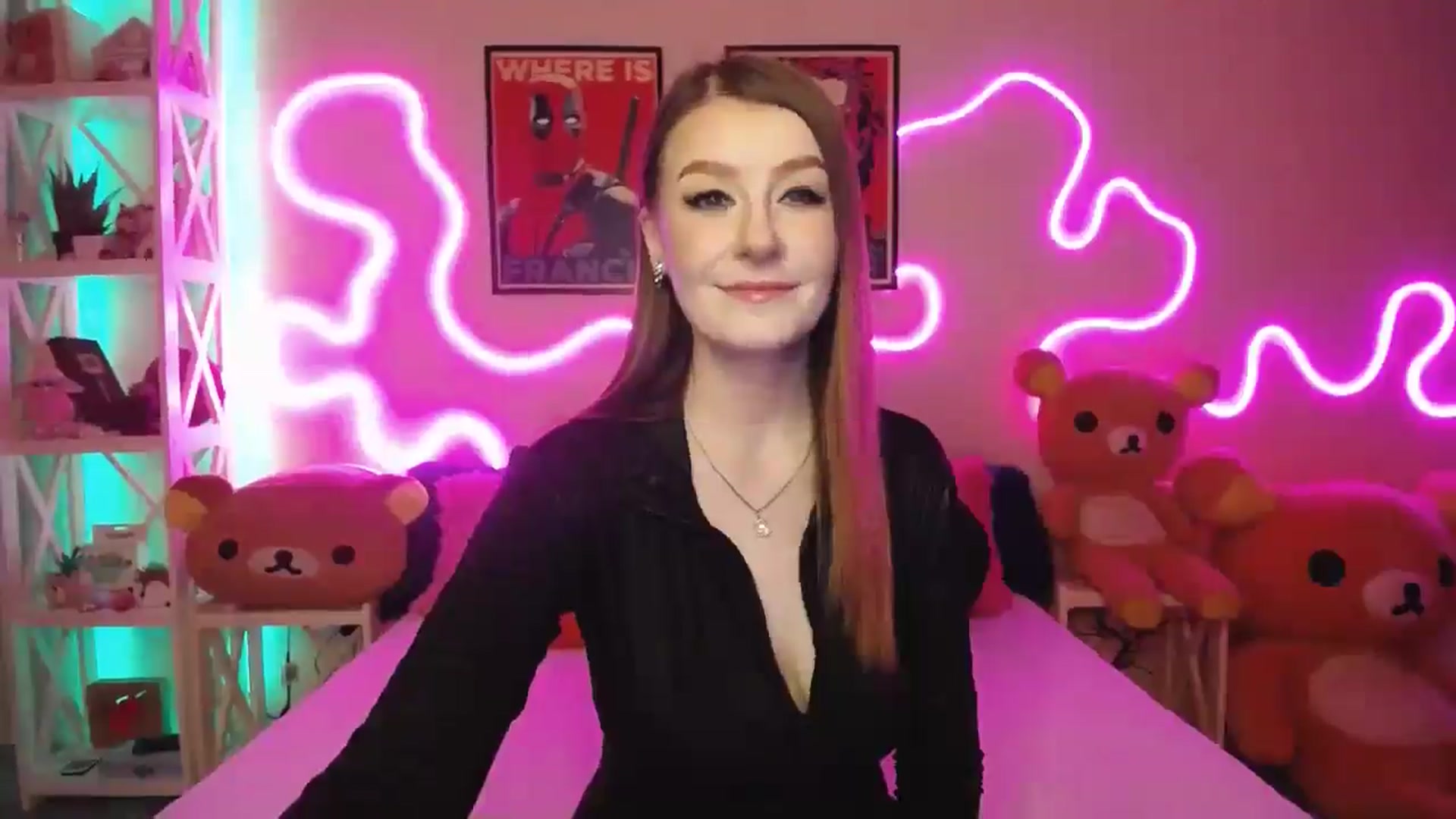 Gallery image thumbnail from HOWERGIRL's myfreecams stream on, 11/09/2025, 18:12 image 17 of 20