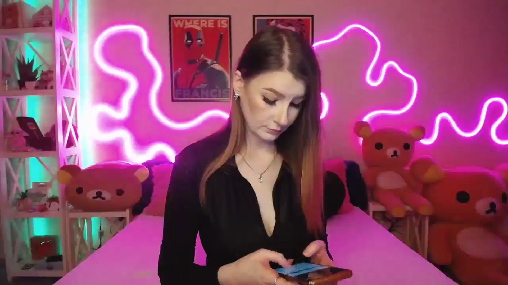Gallery image thumbnail from HOWERGIRL's myfreecams stream on, 11/09/2025, 18:12 image 12 of 20