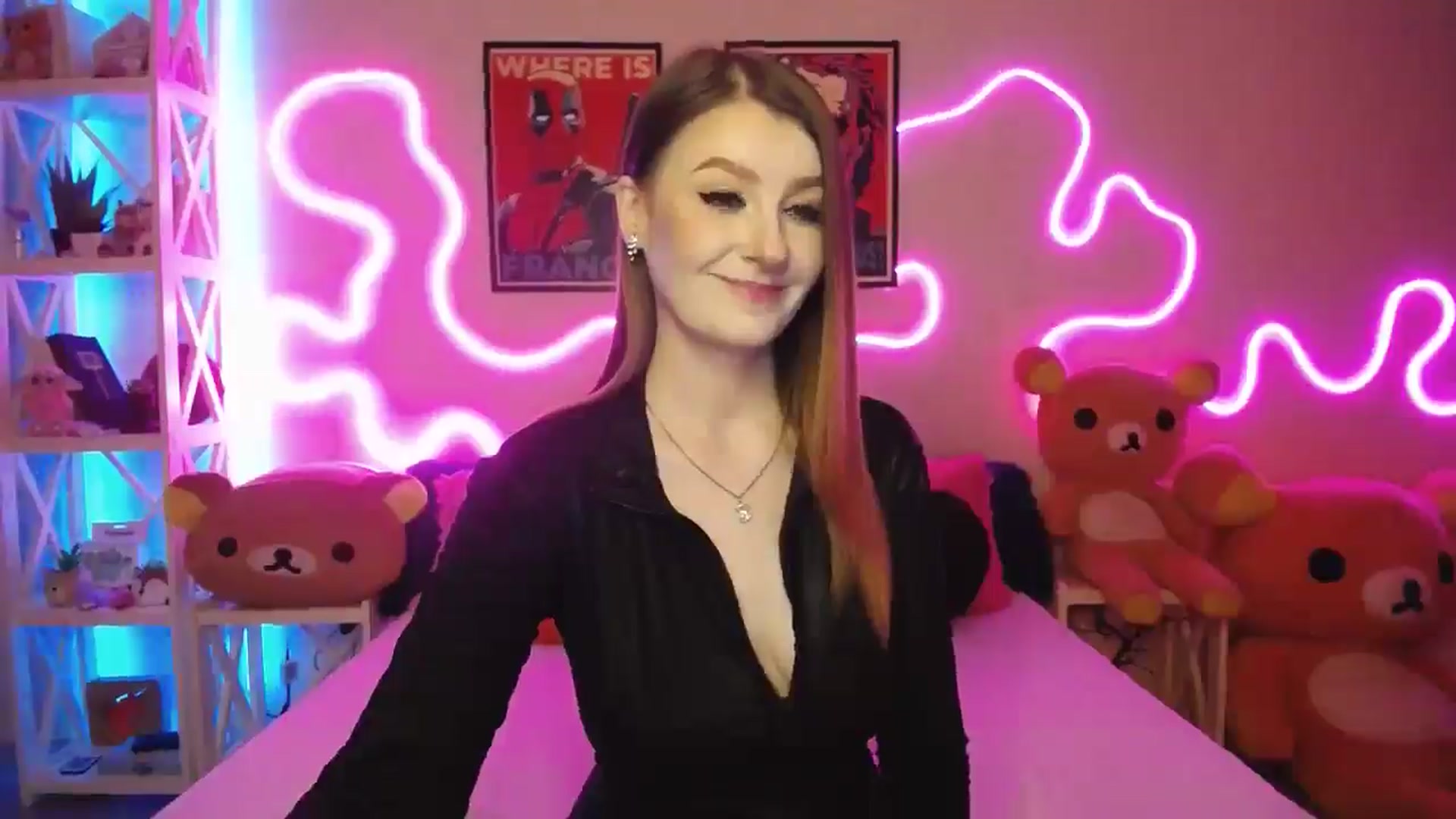 Gallery image thumbnail from HOWERGIRL's myfreecams stream on, 11/09/2025, 18:12 image 14 of 20