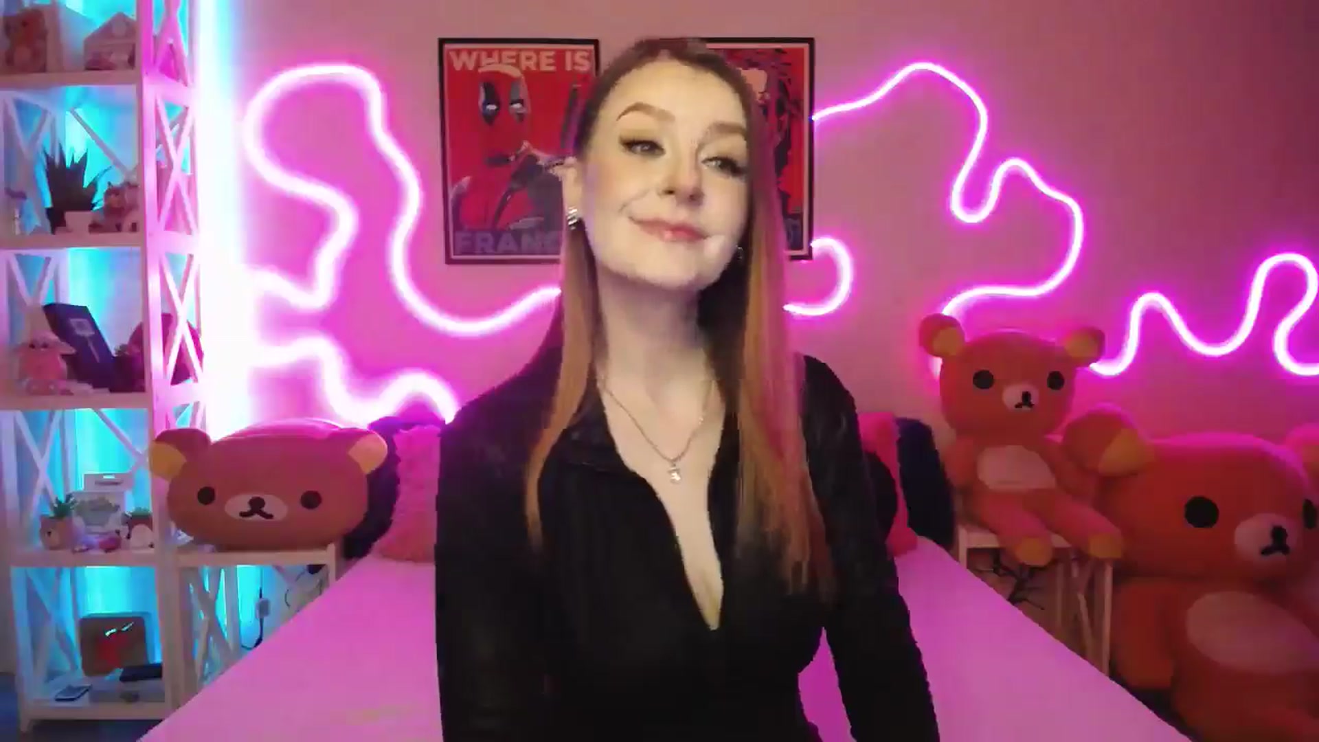 Gallery image thumbnail from HOWERGIRL's myfreecams stream on, 11/09/2025, 18:12 image 9 of 20