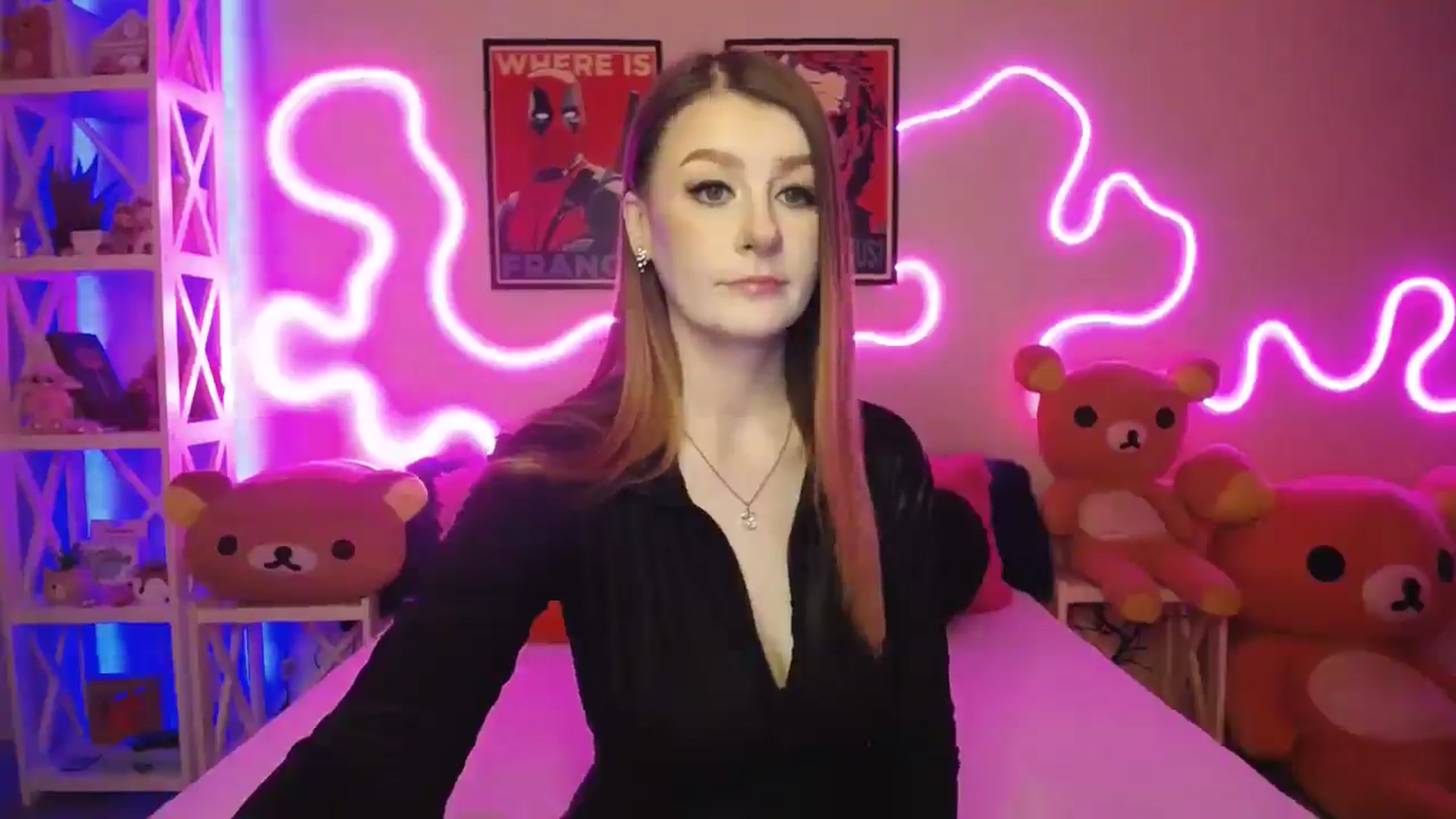 Gallery image thumbnail from HOWERGIRL's myfreecams stream on, 11/09/2025, 18:12 image 6 of 20