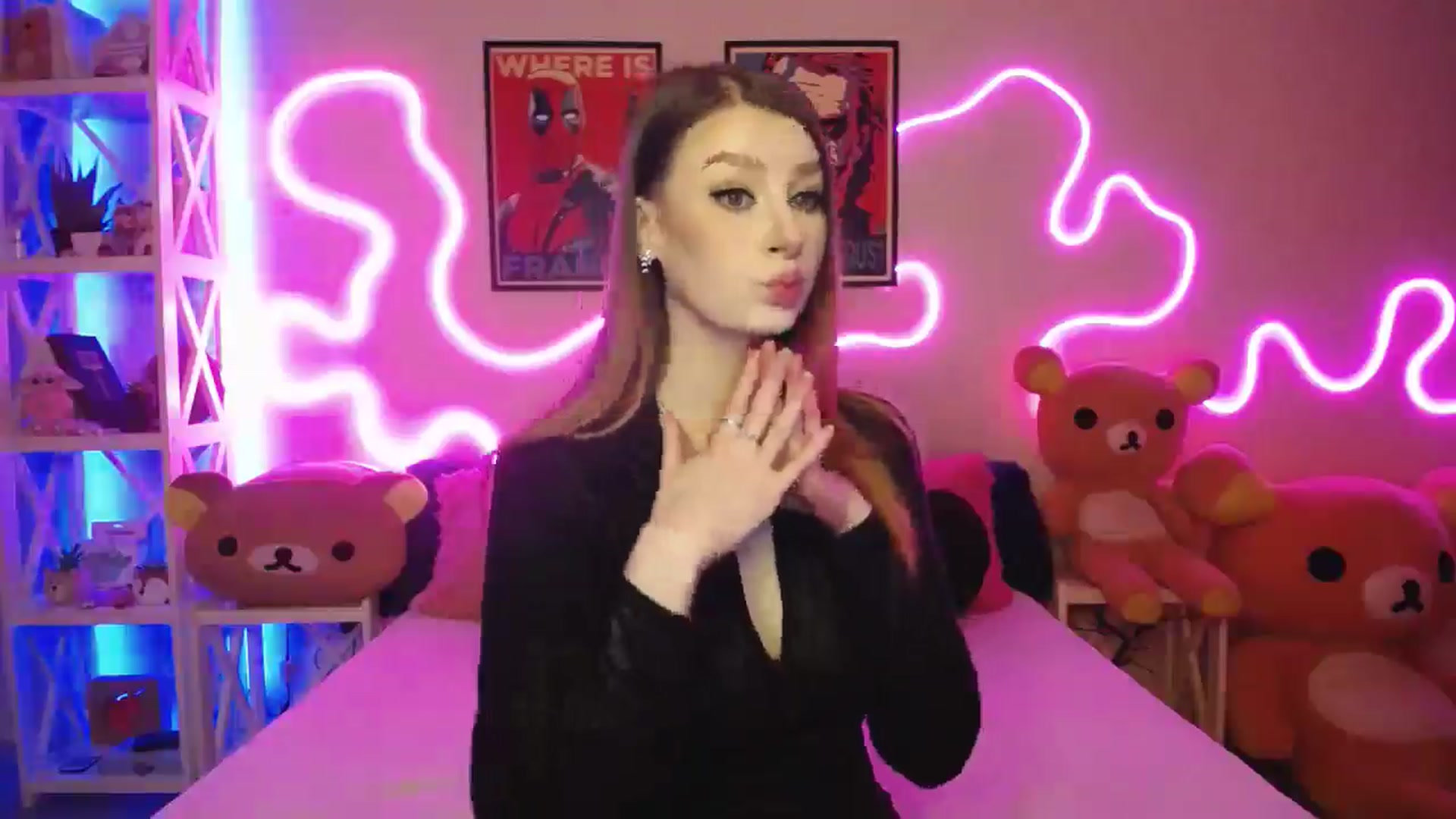 Gallery image thumbnail from HOWERGIRL's myfreecams stream on, 11/09/2025, 18:12 image 5 of 20
